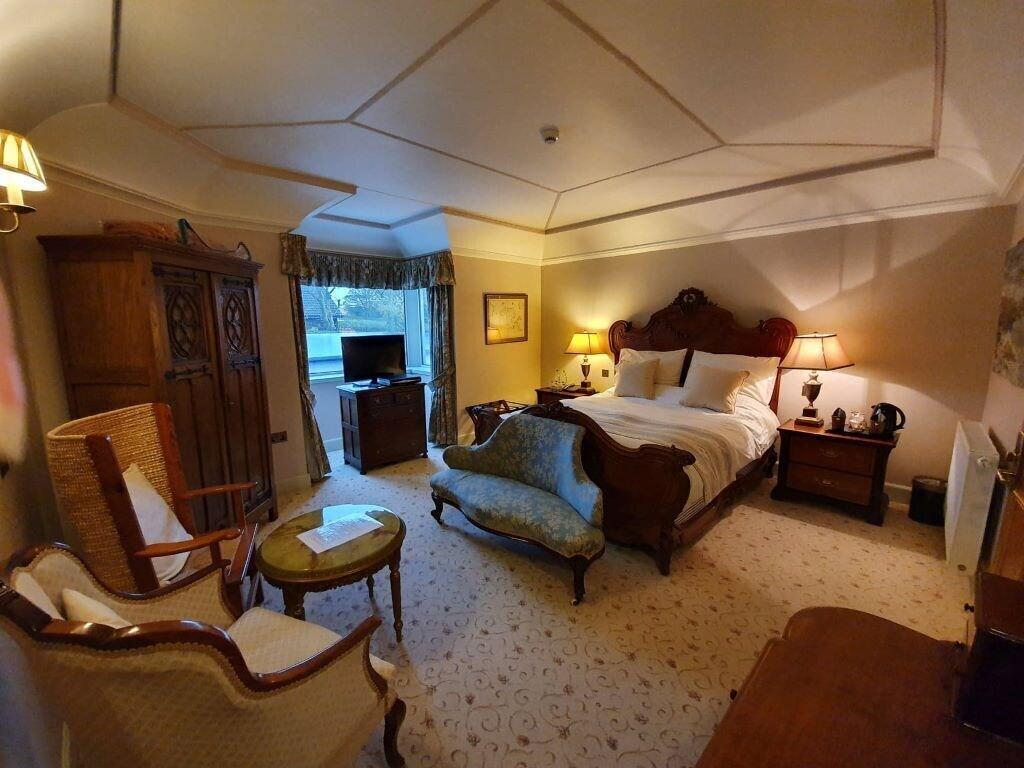 Lynnfield Hotel & Restaurant 4 Star Rated by null