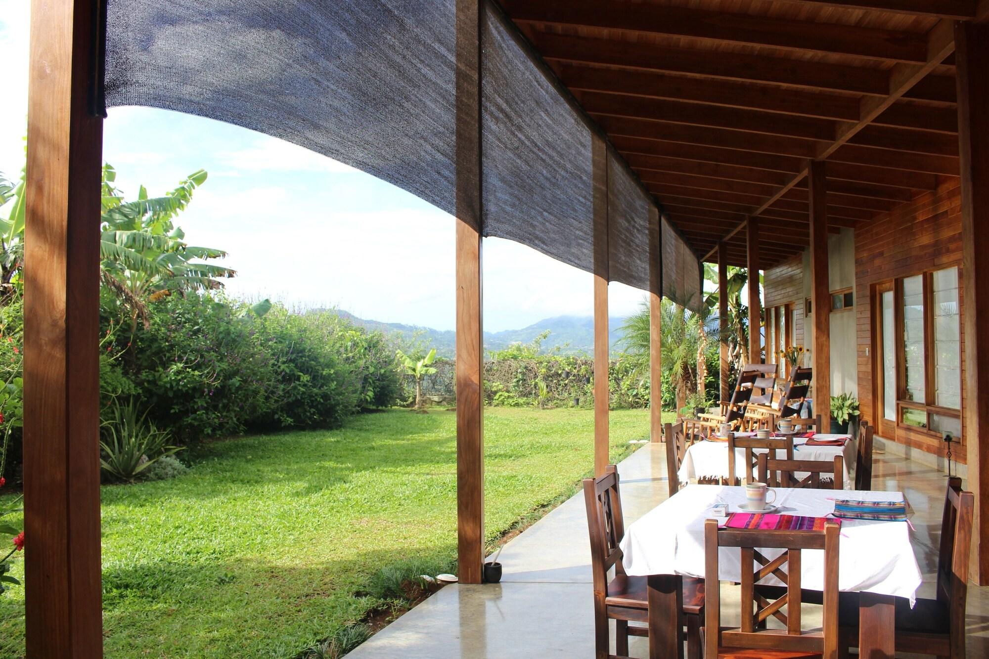 Casa Amanecer Bed & Breakfast