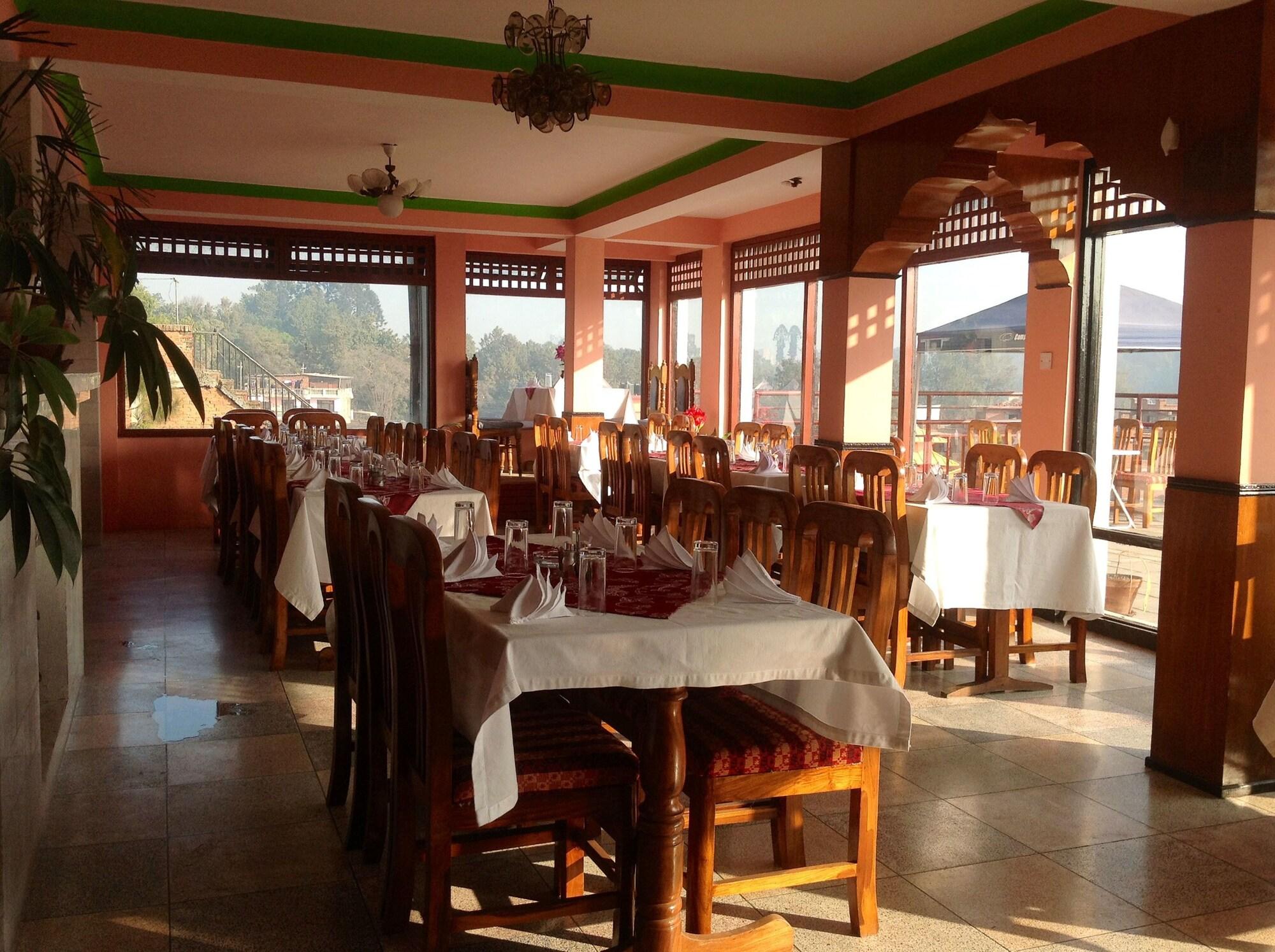 Khumbila Hotel