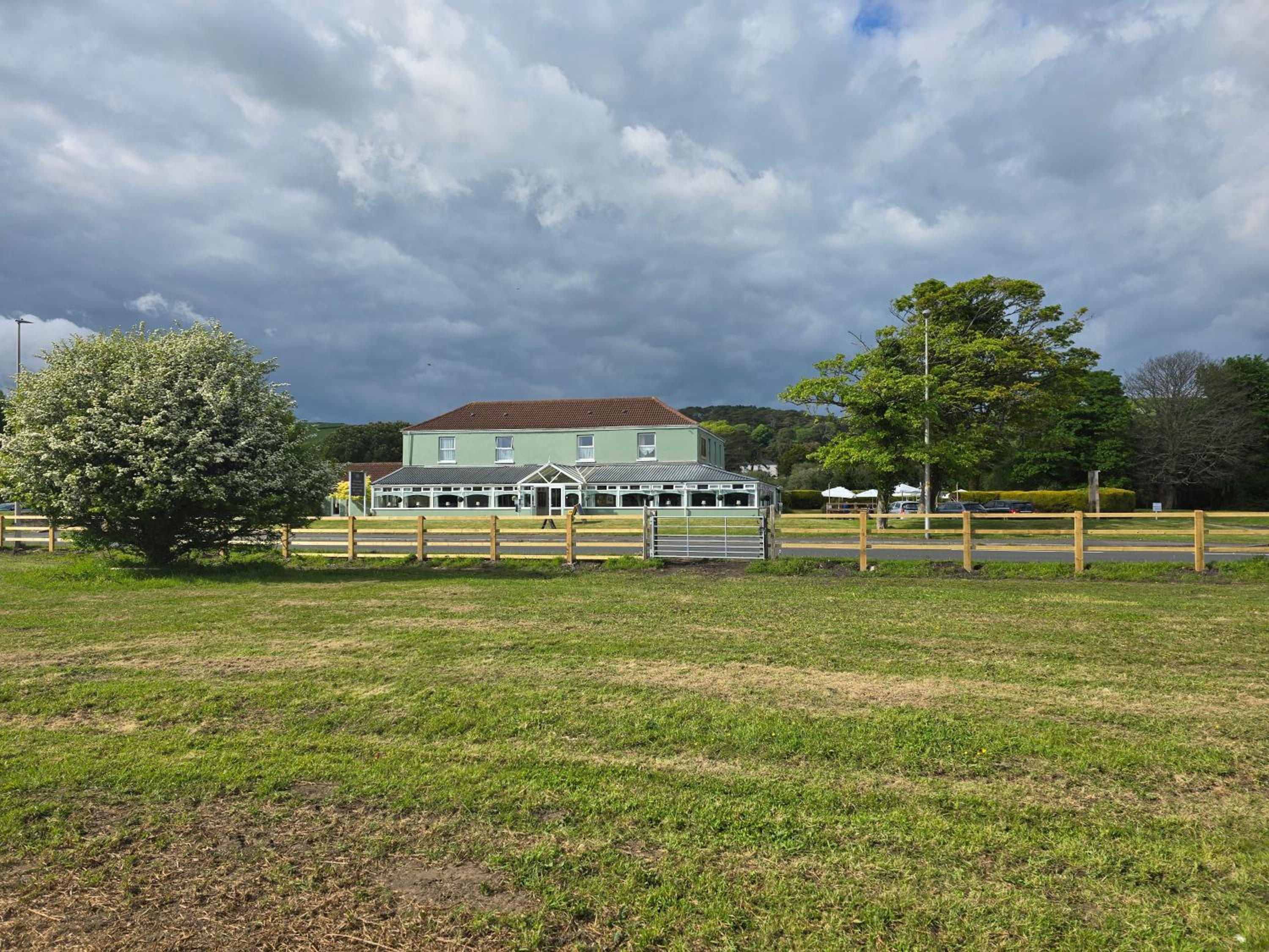 The Ashburnham Hotel