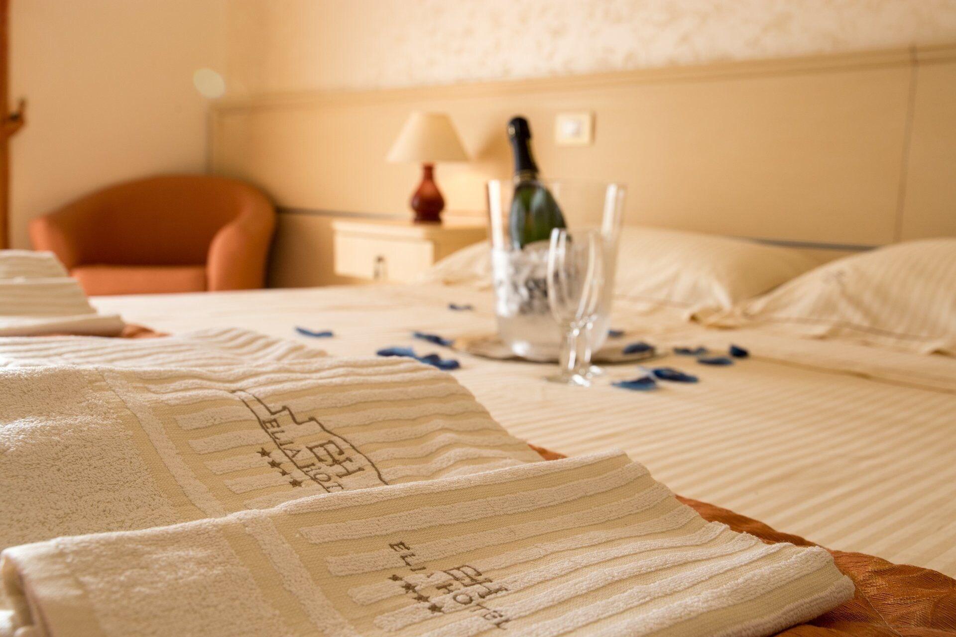 Elia Hotel