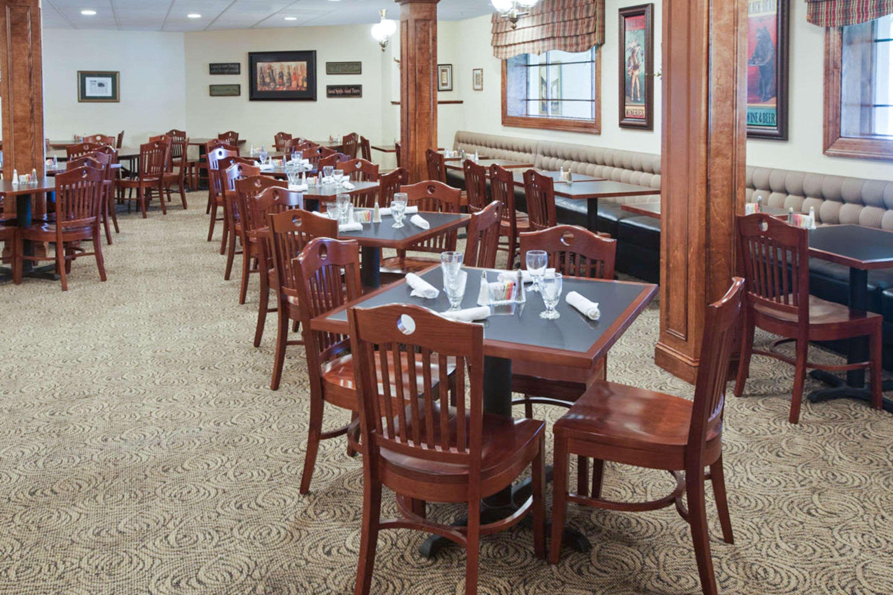 Clarion Suites Convention Center Fredericksburg