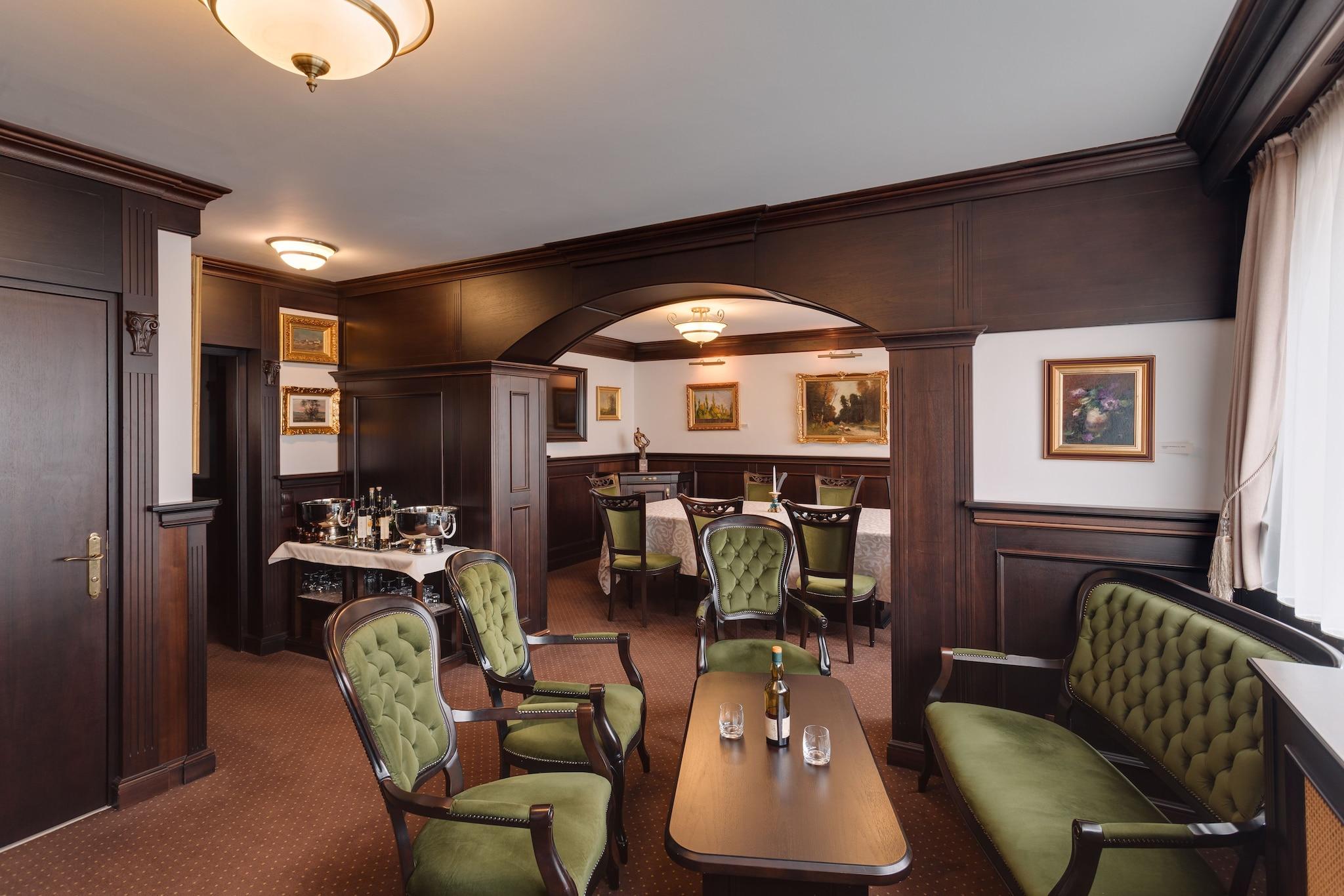 Hotel Meridian