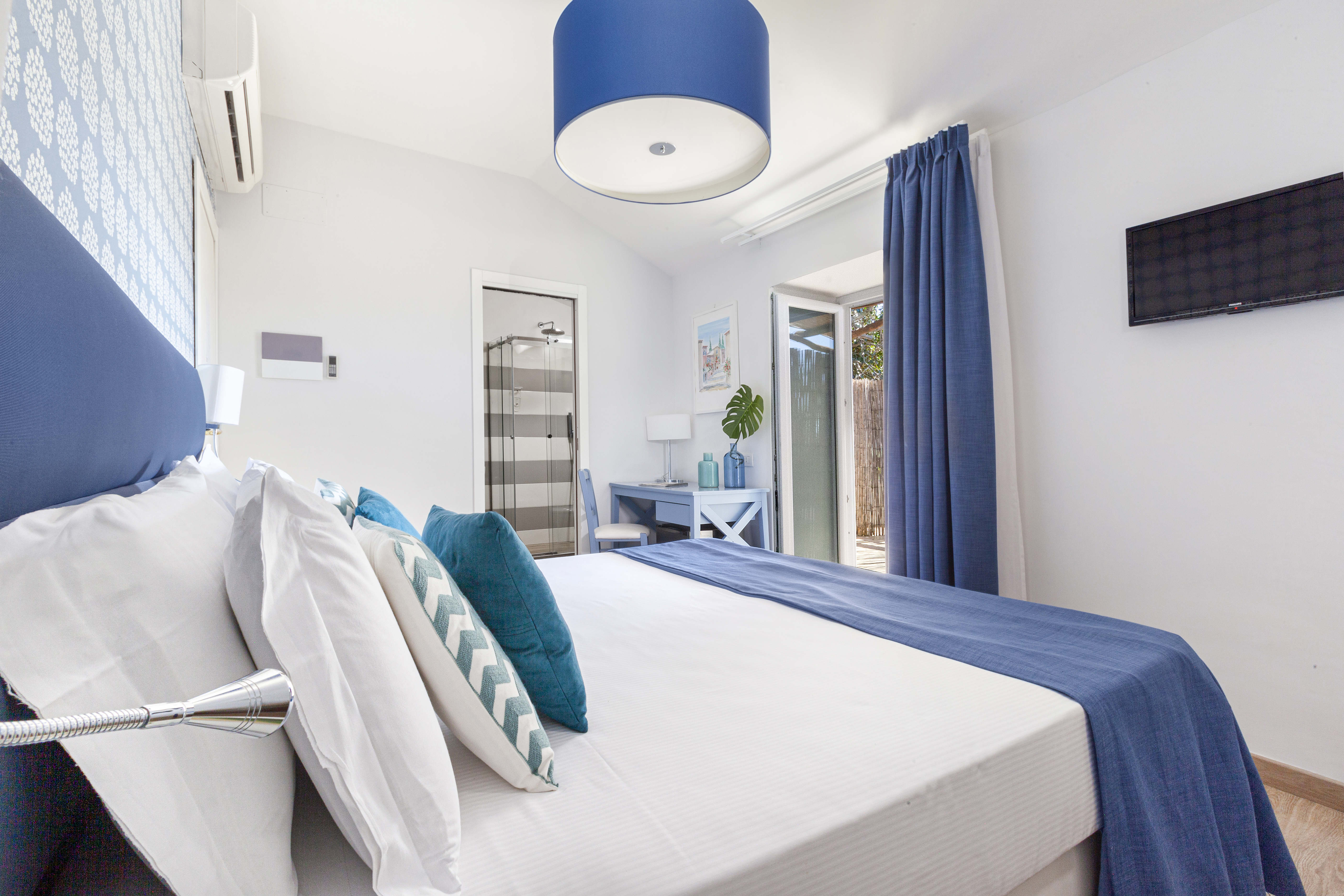 Double or twin room, sea view, terrace