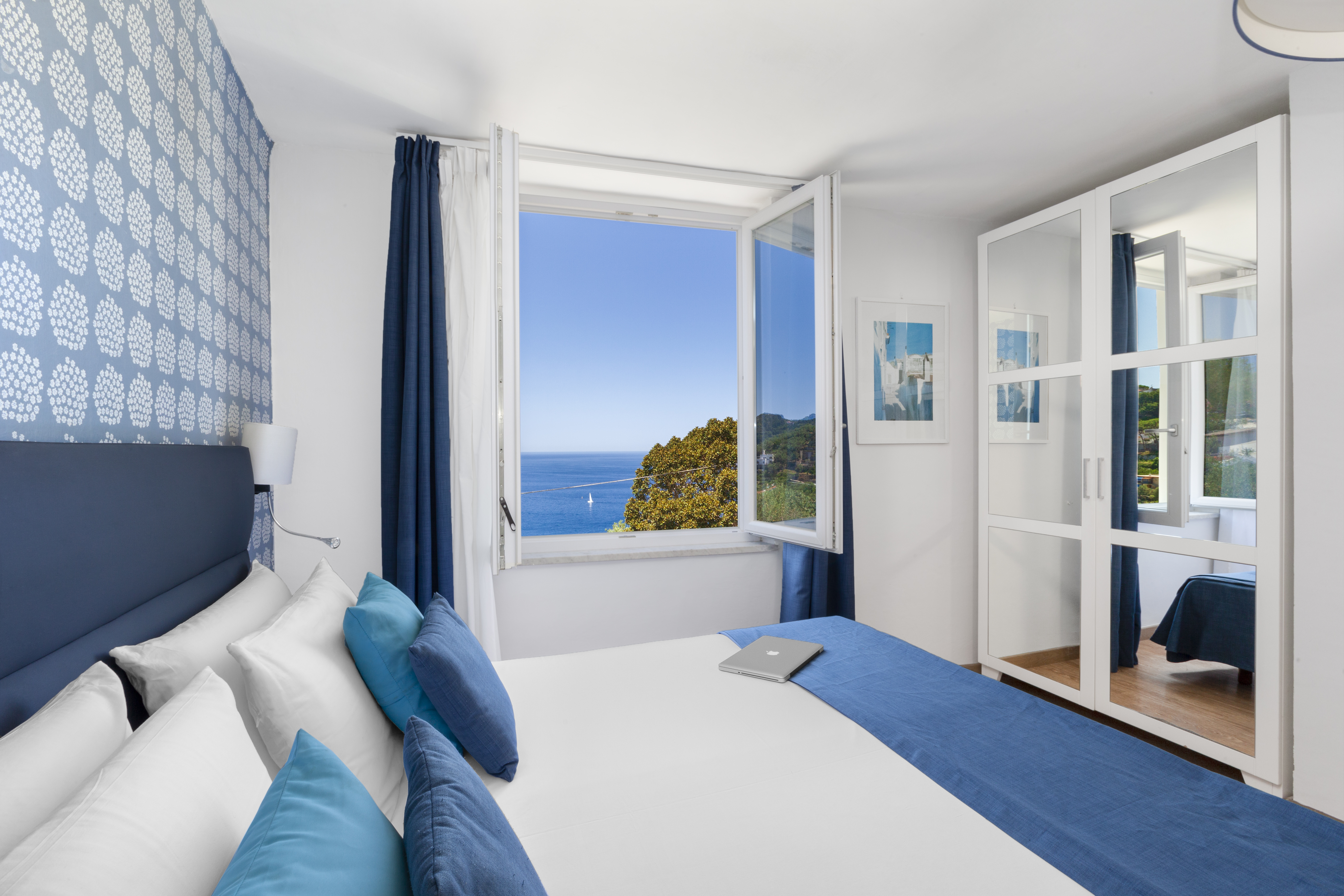 Double room, sea view