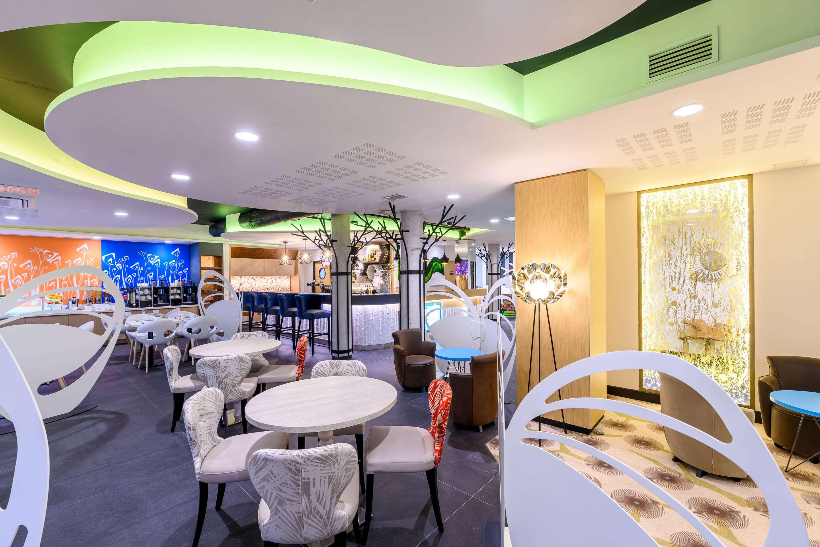 Kyriad Prestige Amiens - Poulainville Spa