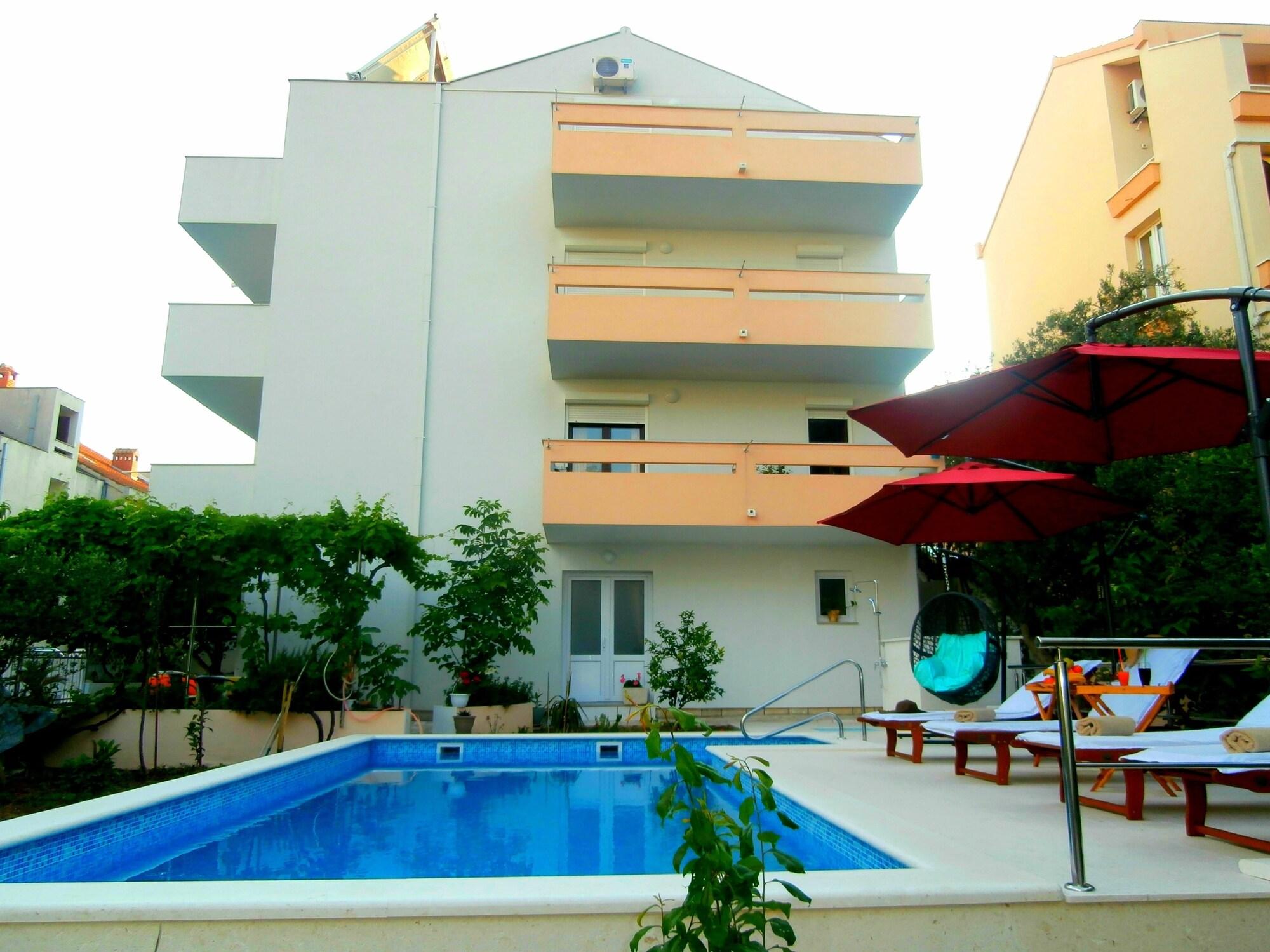 Apartments Song - фото