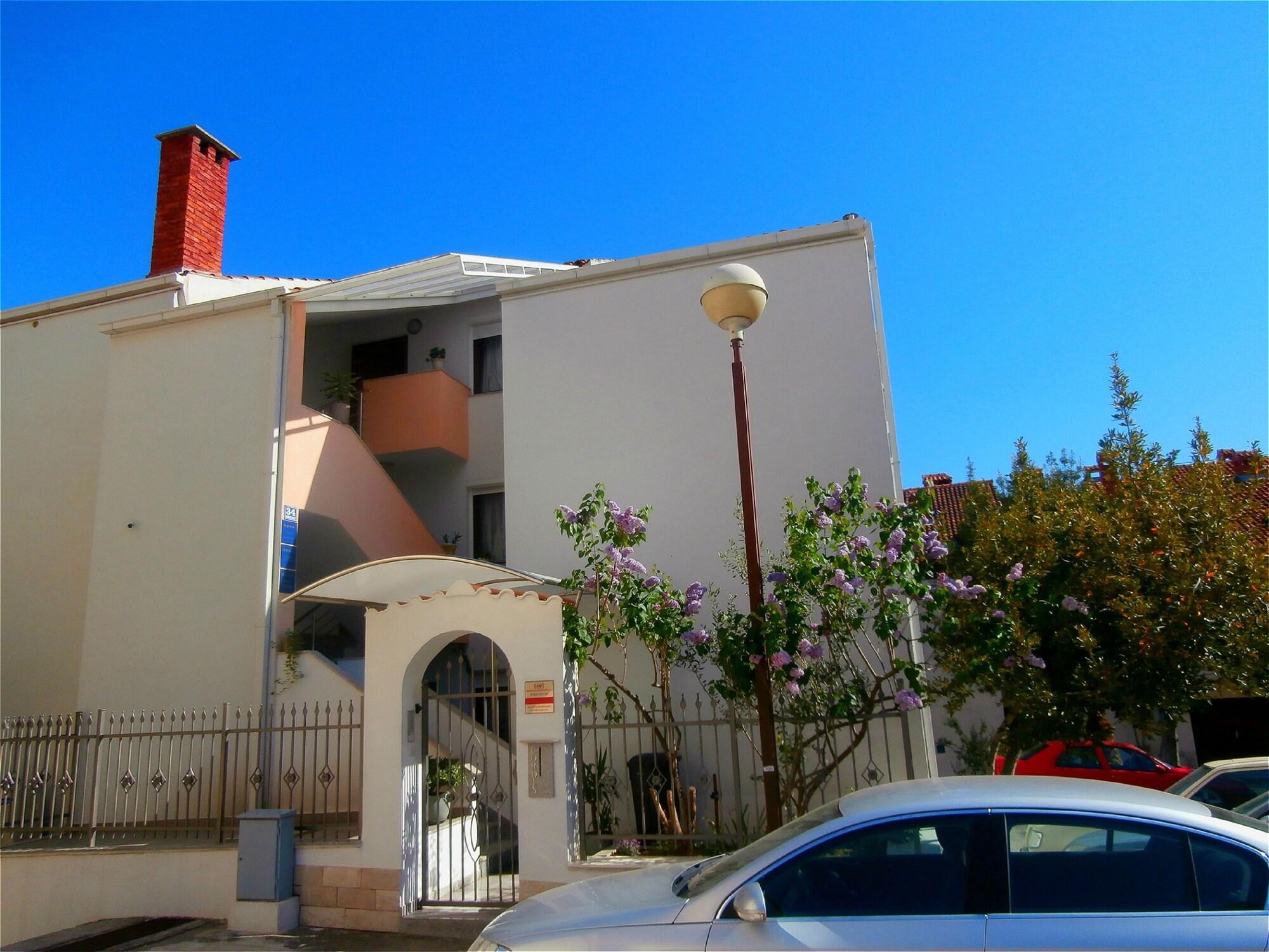 Apartments Song - фото