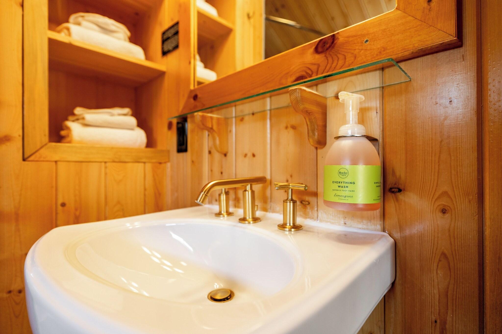 Pine Bungalows Resort by null