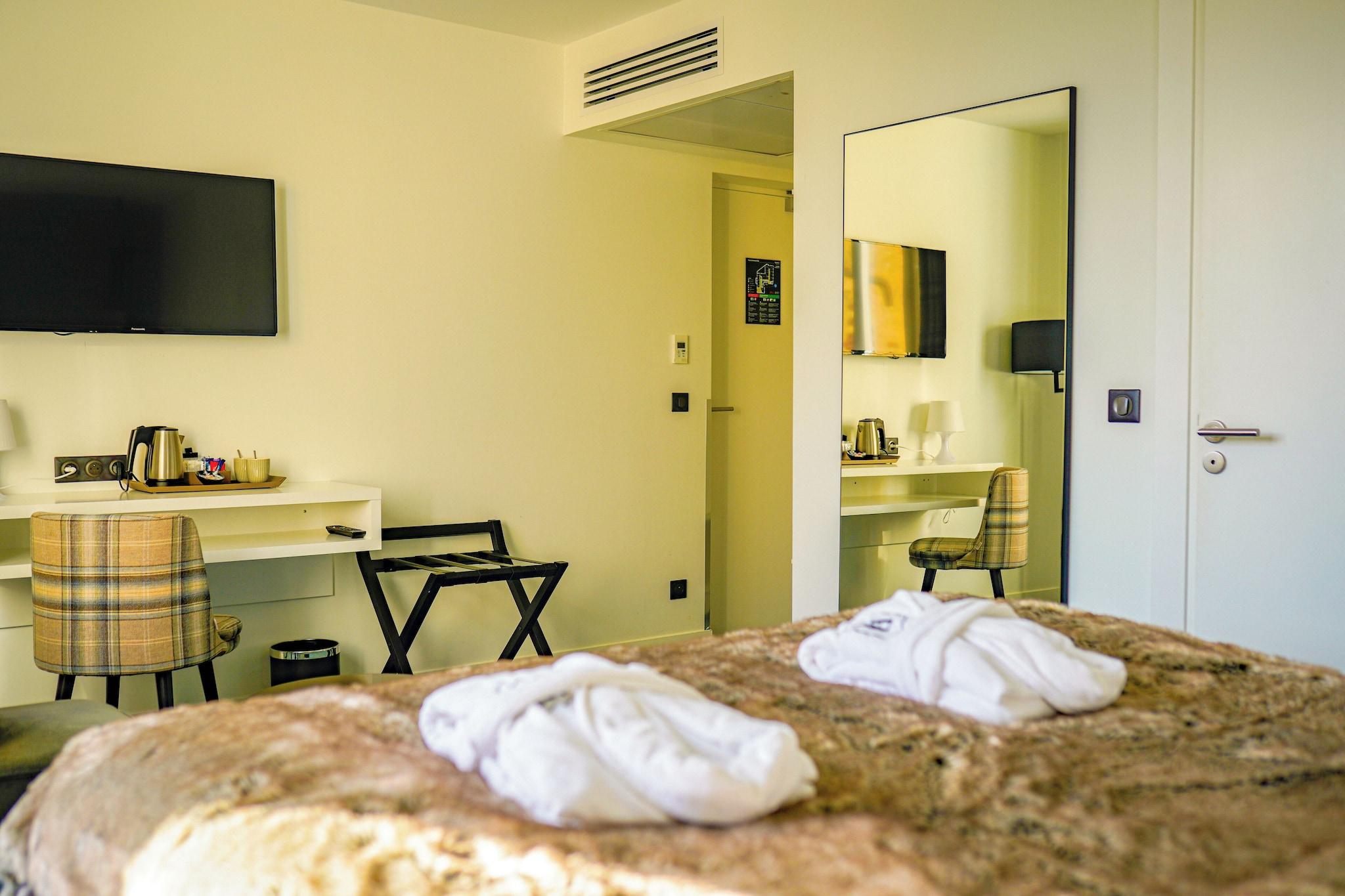 Bel Ami Hotel Restaurant Normandie by null