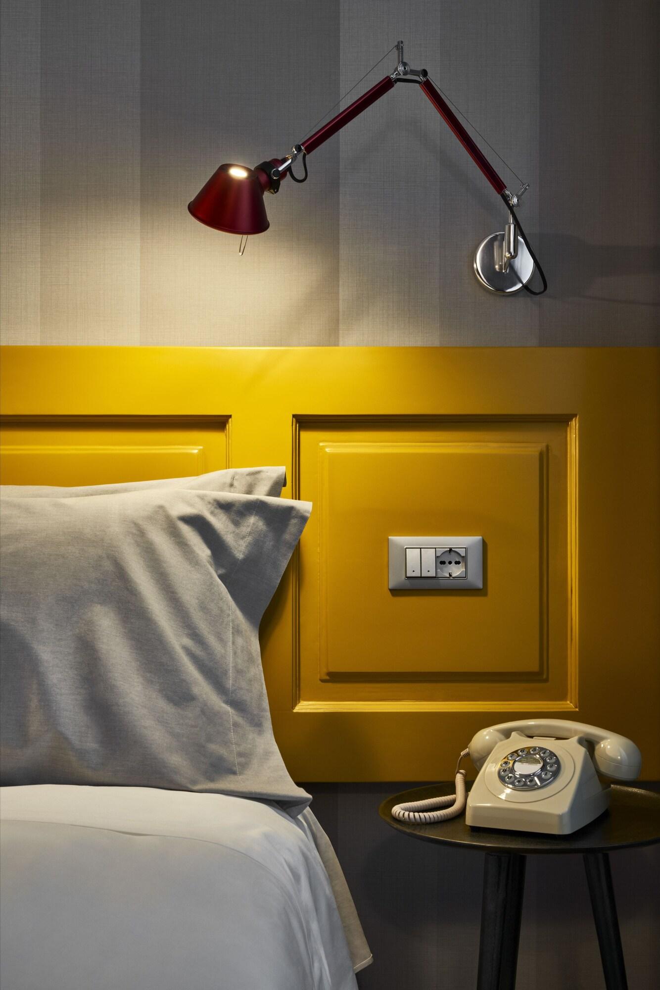 The Modernist Hotel by null