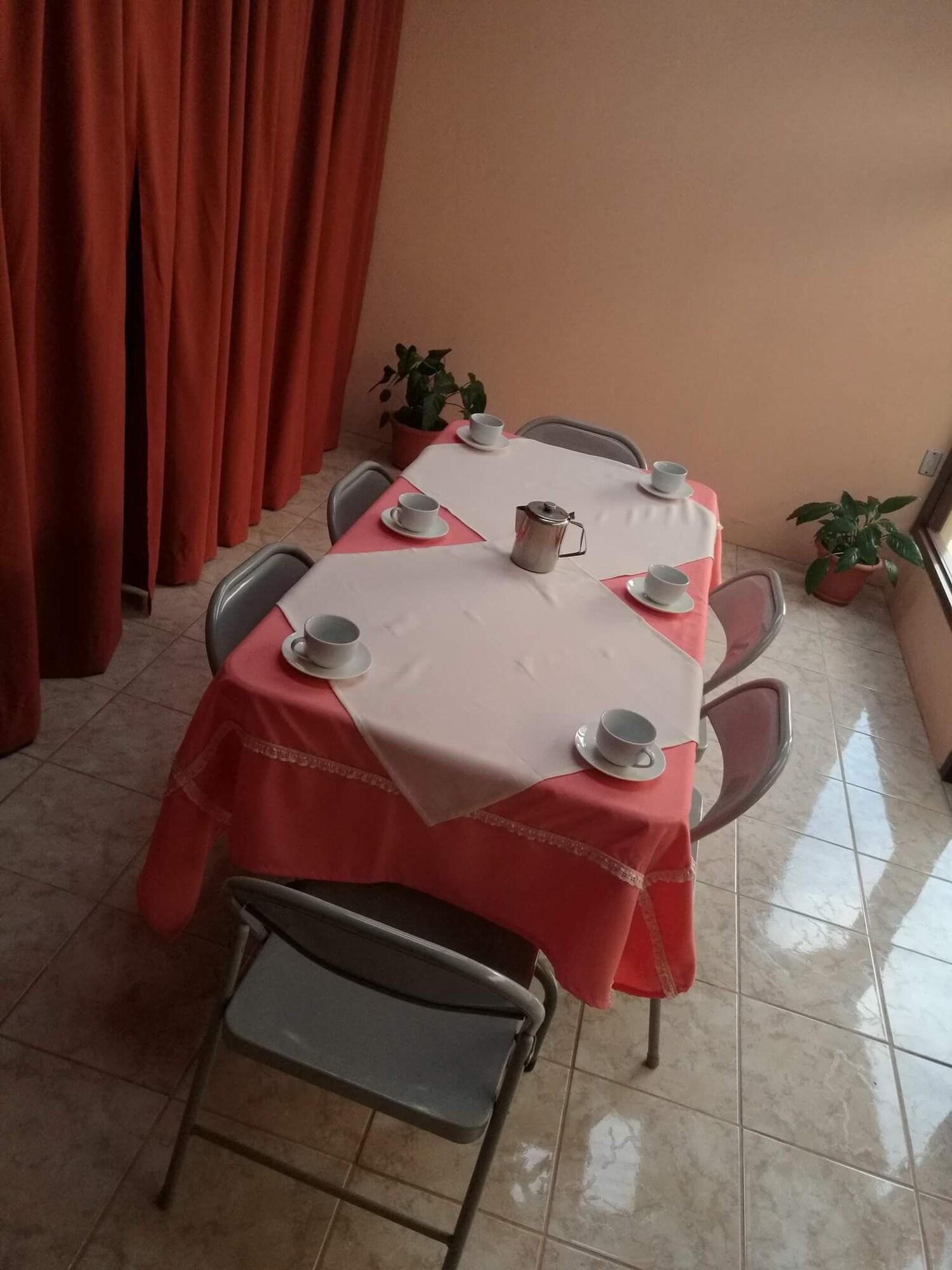 Hotel La Puesta Del Sol