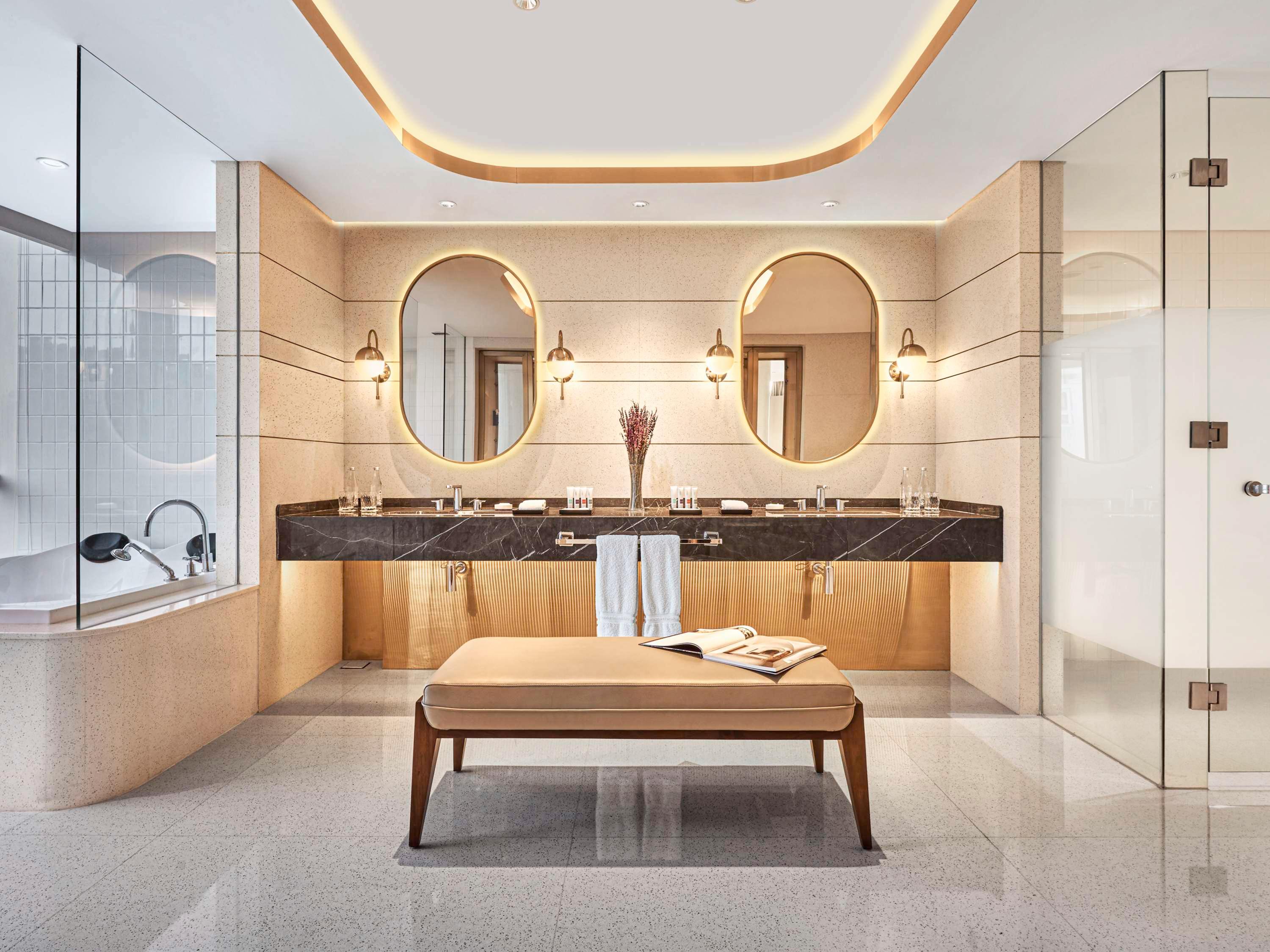 Swissôtel Jakarta PIK Avenue by null