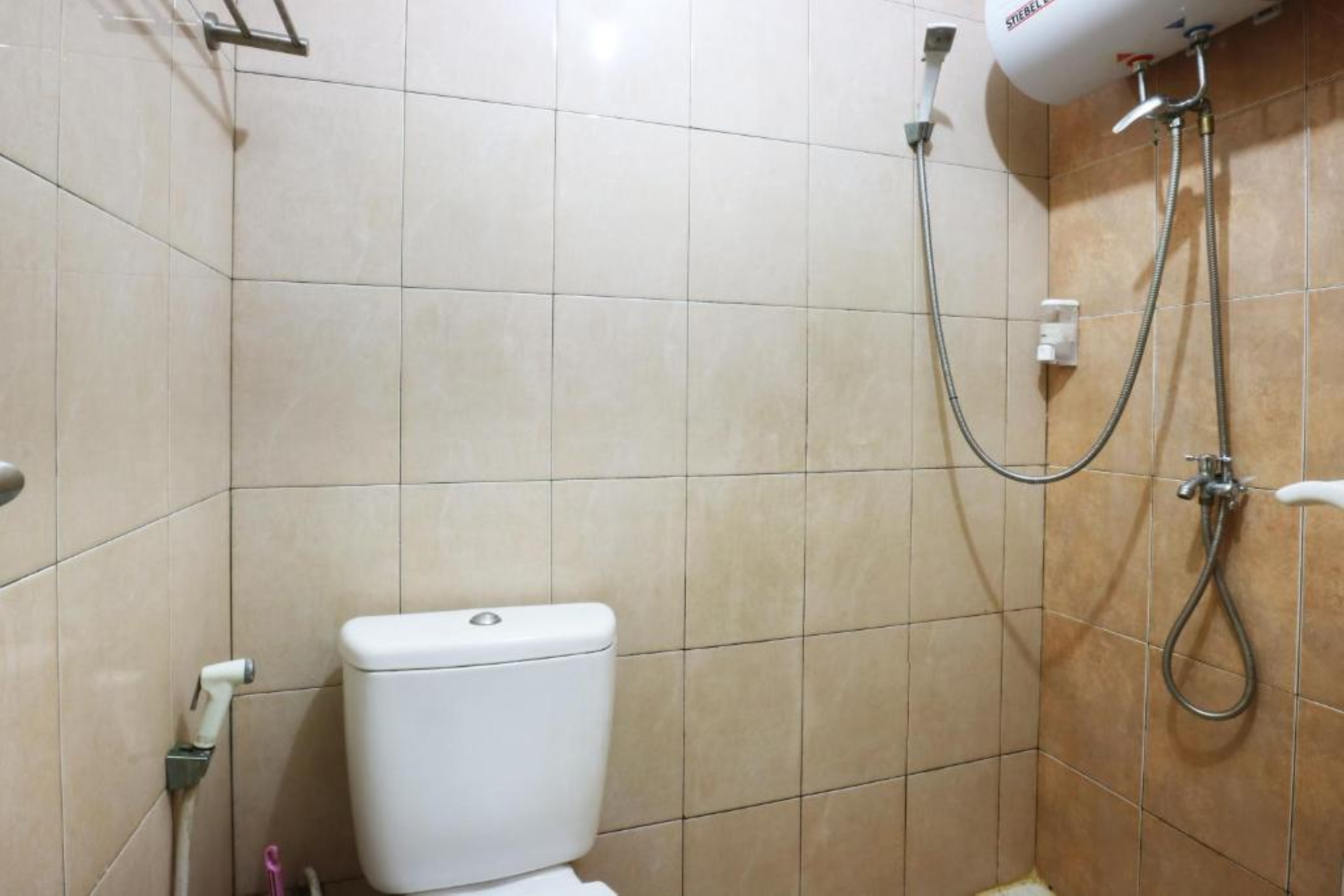 Dewi Depok Apartment Margonda Residence 2 by ZUZU