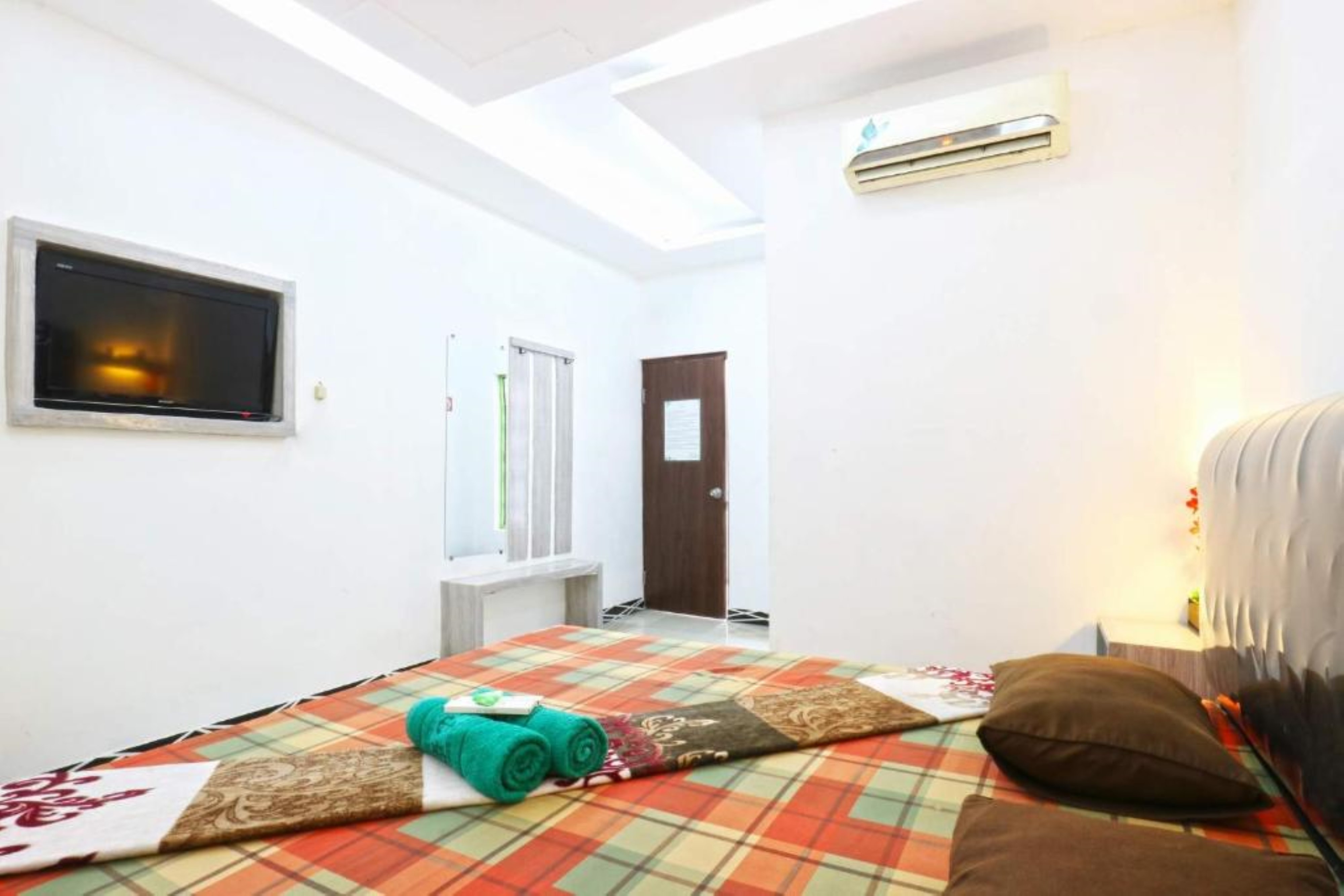 Habibah Syariah Hotel by ZUZU