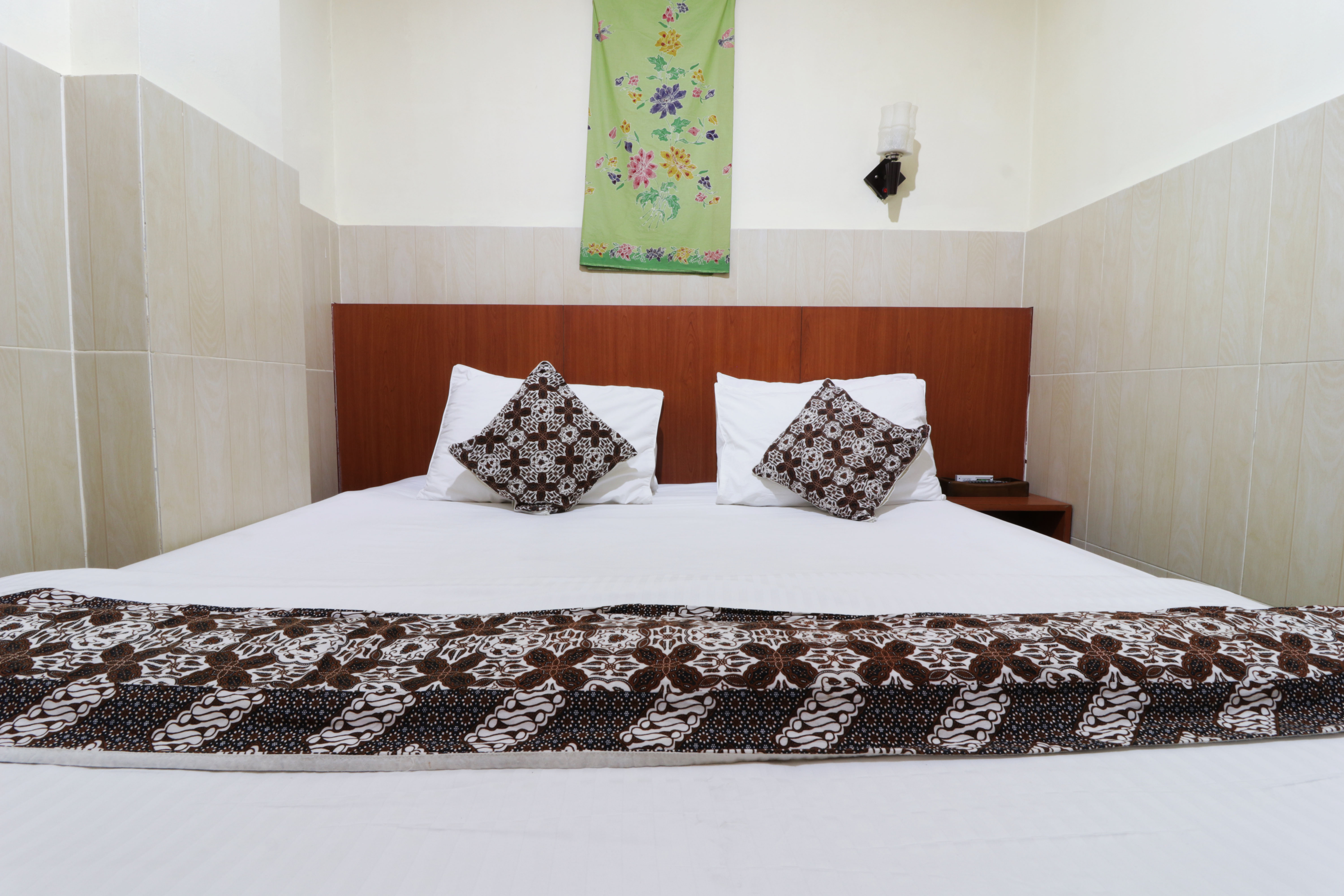 58 Guesthouse Tangerang by ZUZU