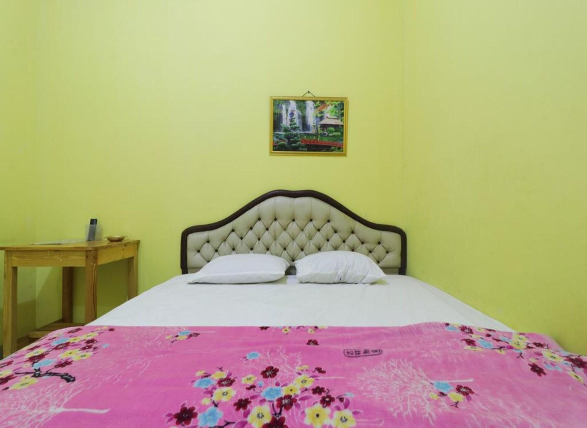 Hotel Surabaya Jaya Bandara Soetta by ZUZU