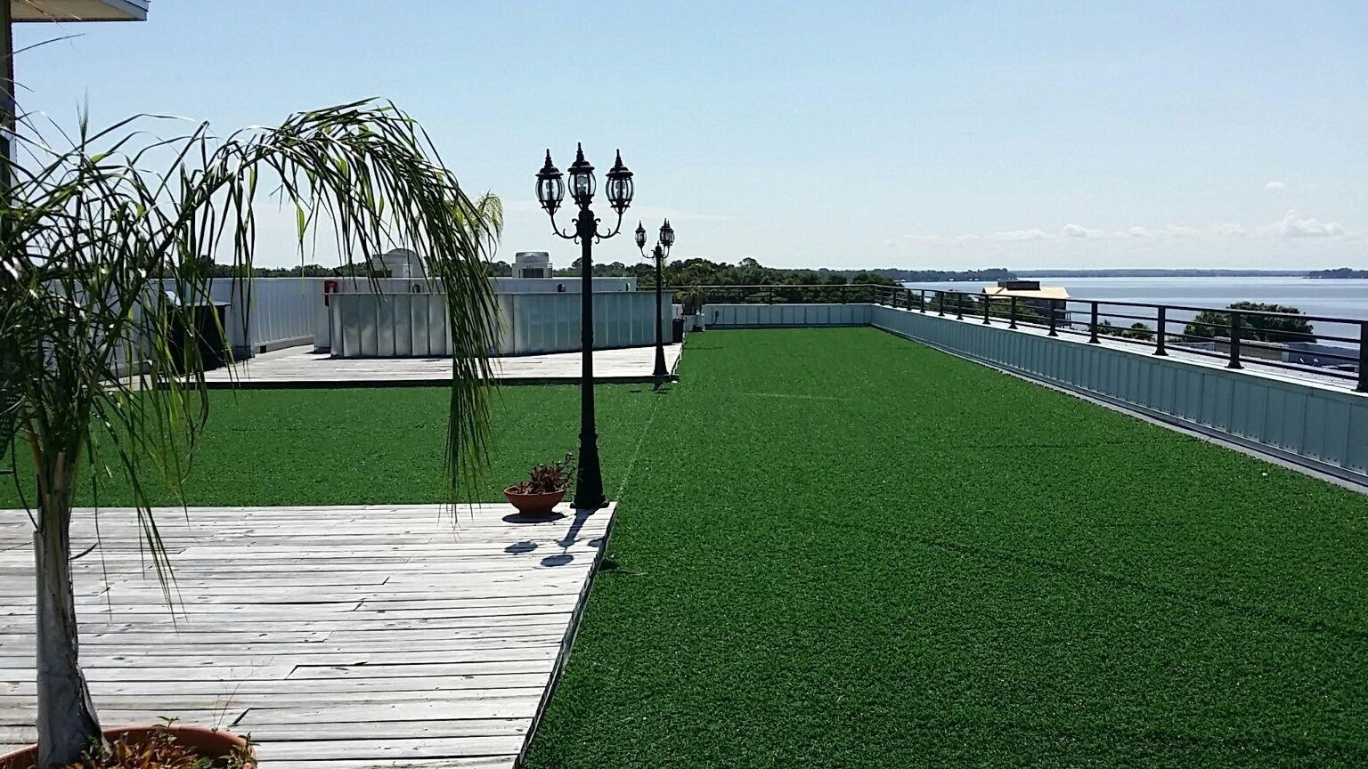 Citrus On the Lake Boutique Hotel / Citrus Sky Bar Tavares by null