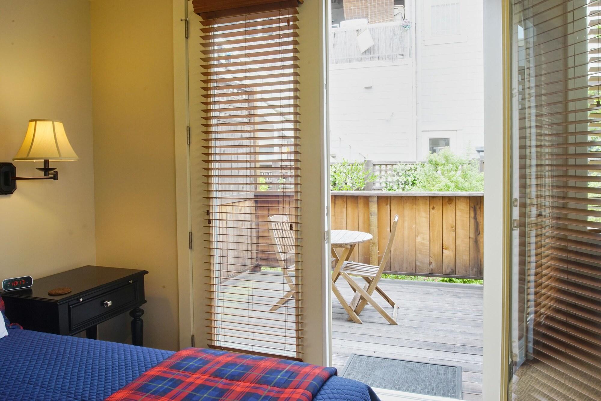 The Hotel Mac & Suites by null