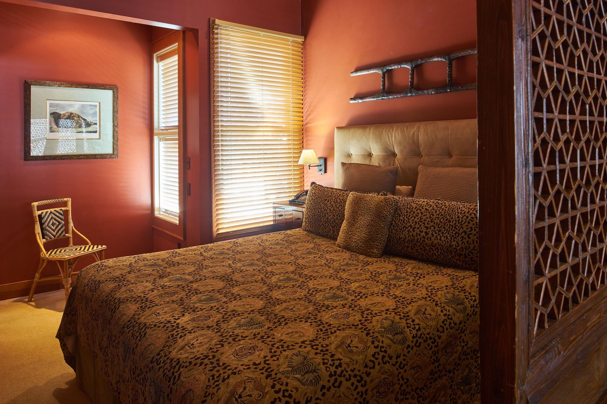 The Hotel Mac & Suites by null