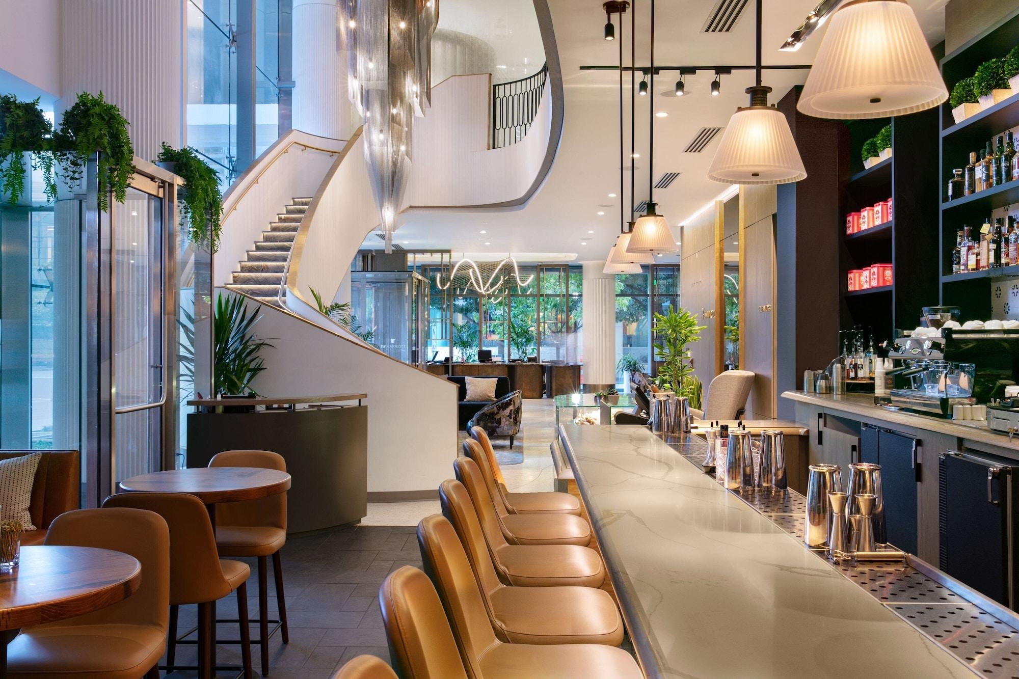 JW Marriott Charlotte by null