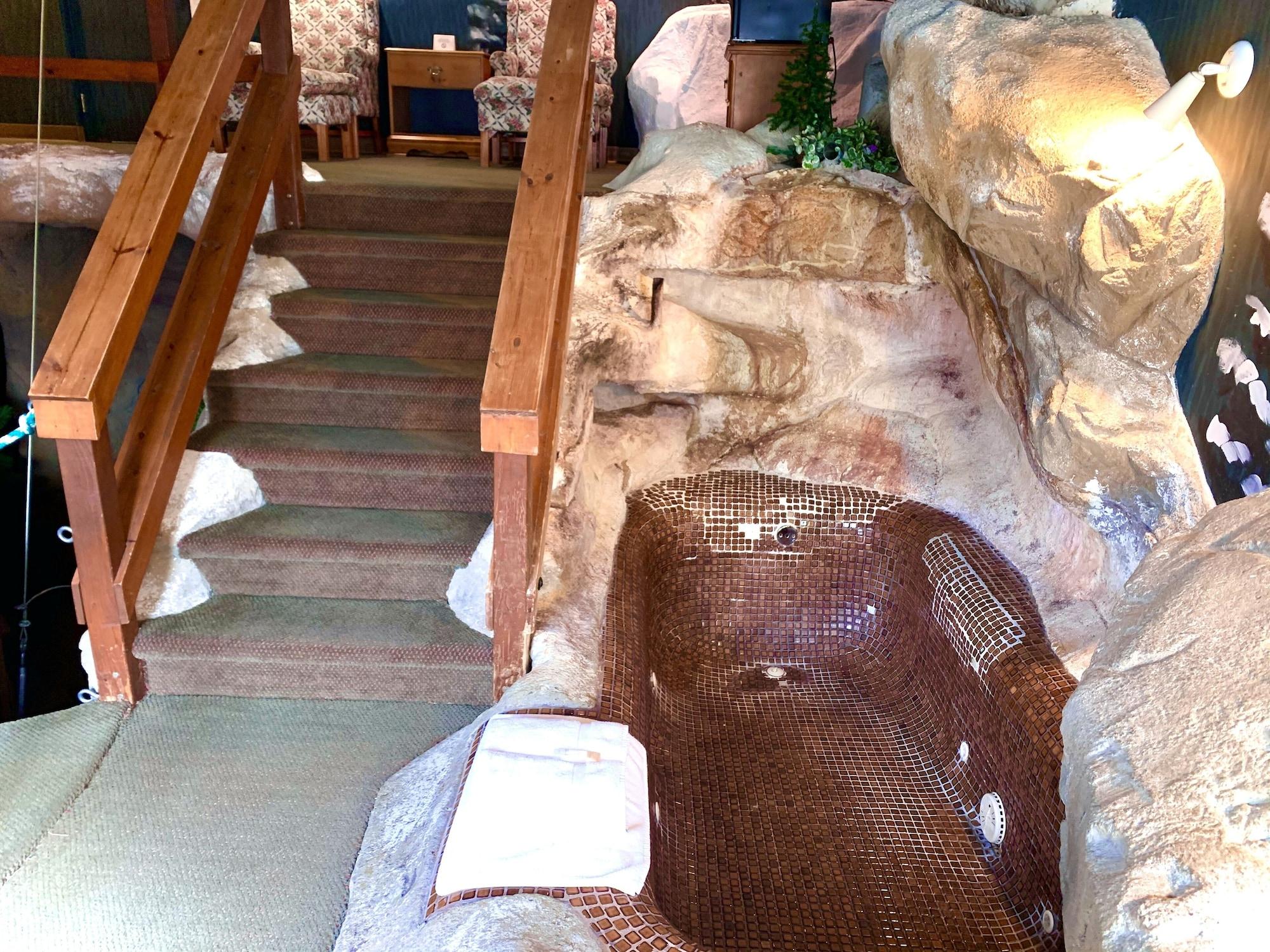 Don Q Inn Dodgeville by null