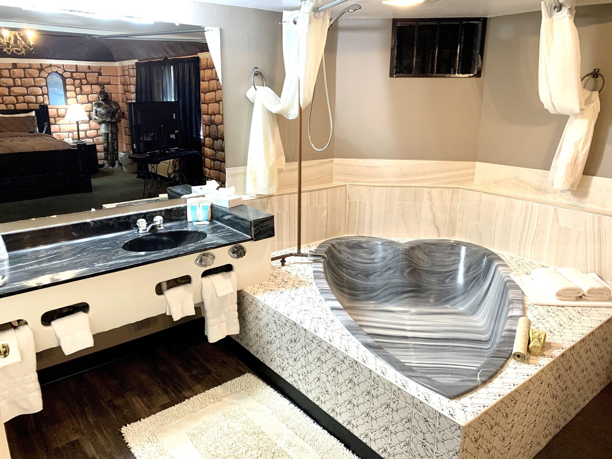 Don Q Inn Dodgeville by null