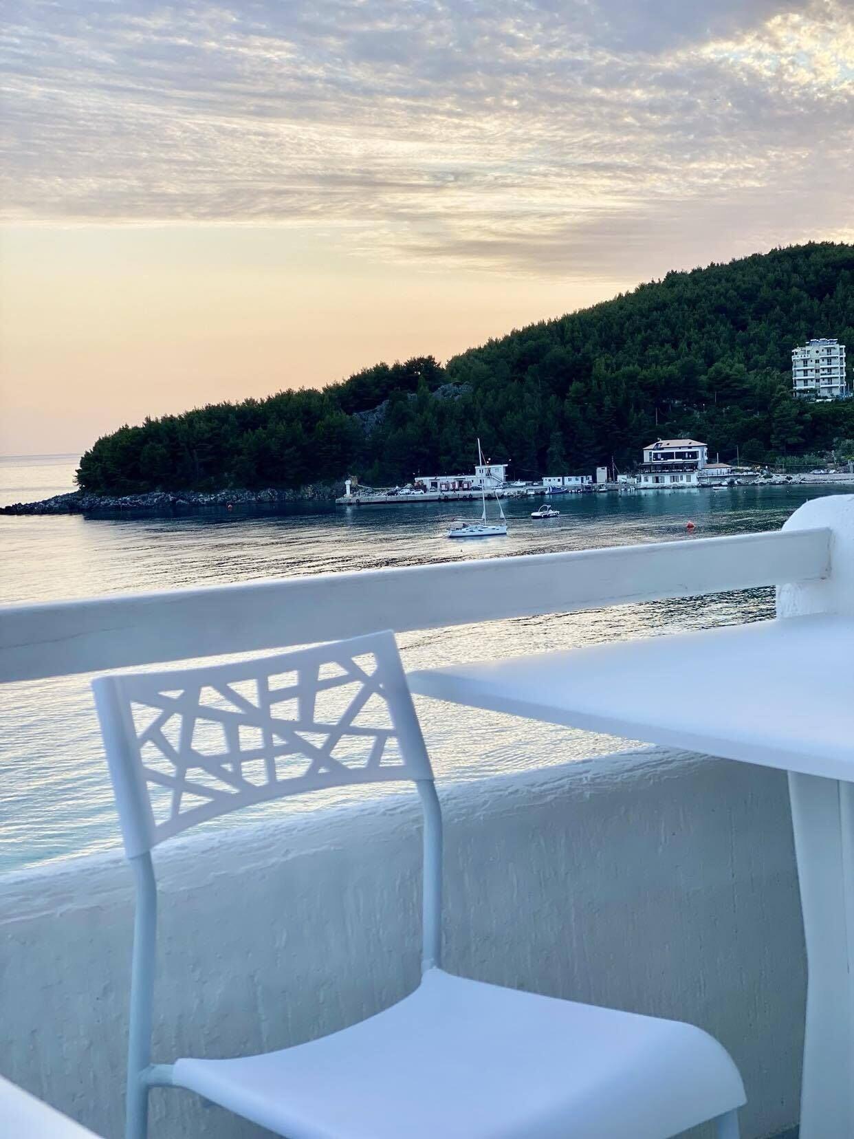 Geo & Art Boutique Hotel - photo