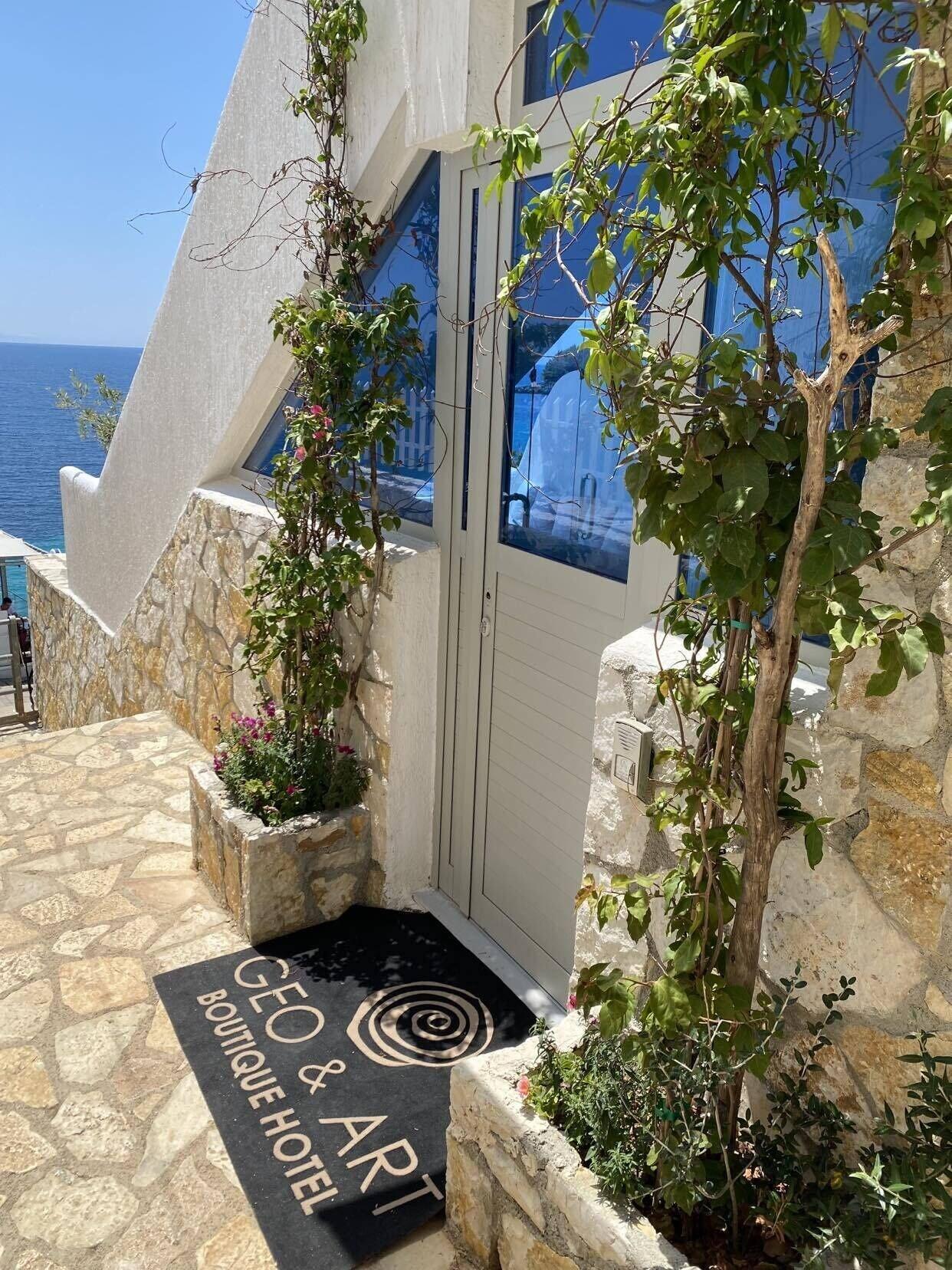 Geo & Art Boutique Hotel - photo