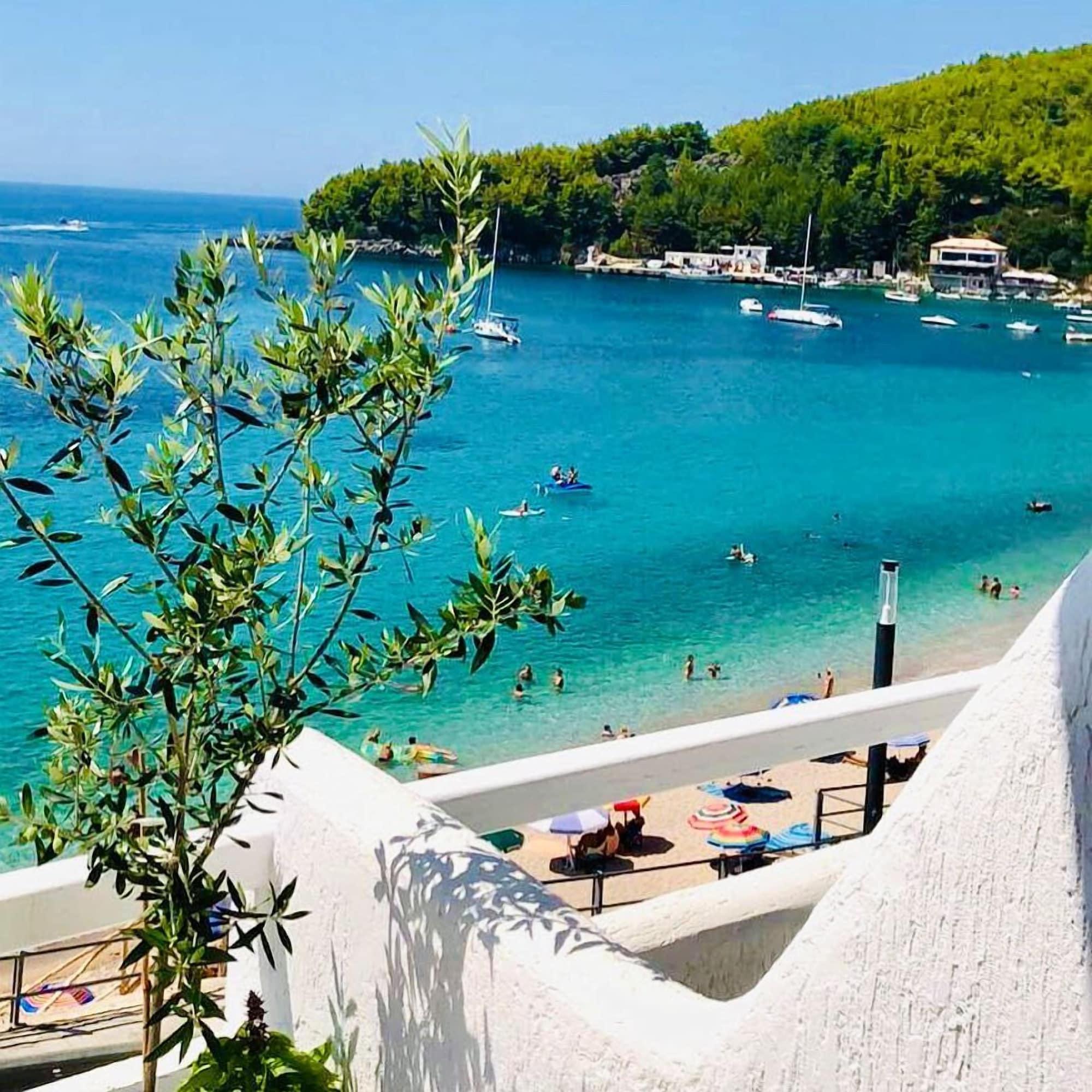 Geo & Art Boutique Hotel - photo