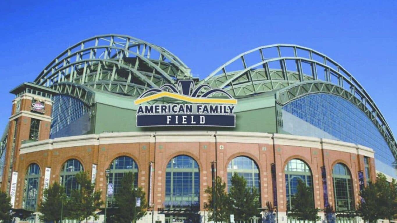 Kinn Guesthouse Bay View by null