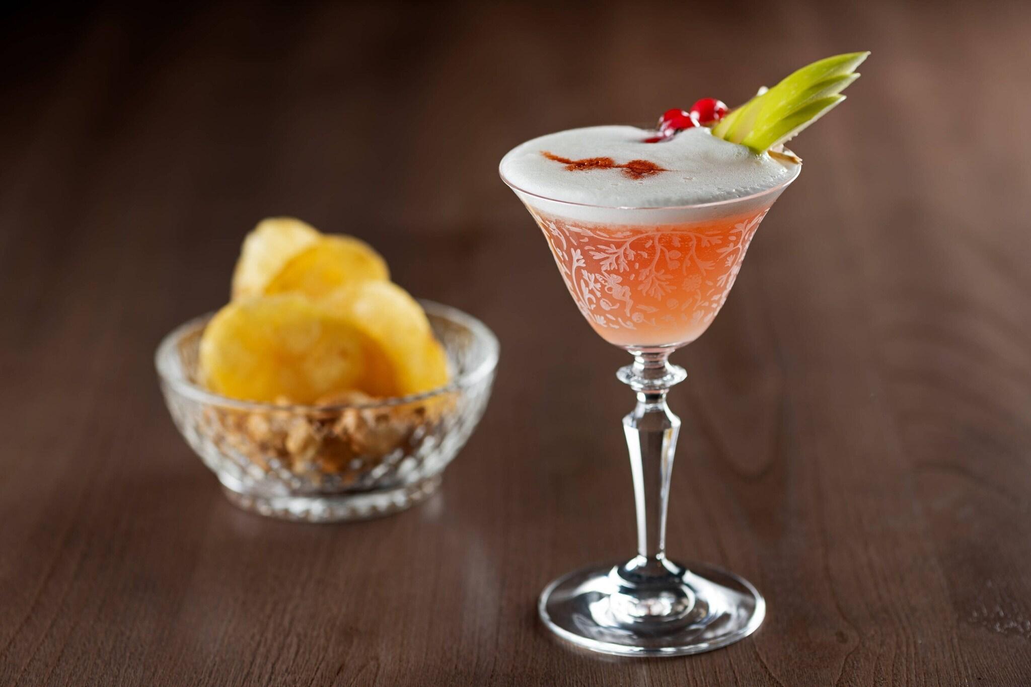 Palacio Santa Clara, Autograph Collection by null