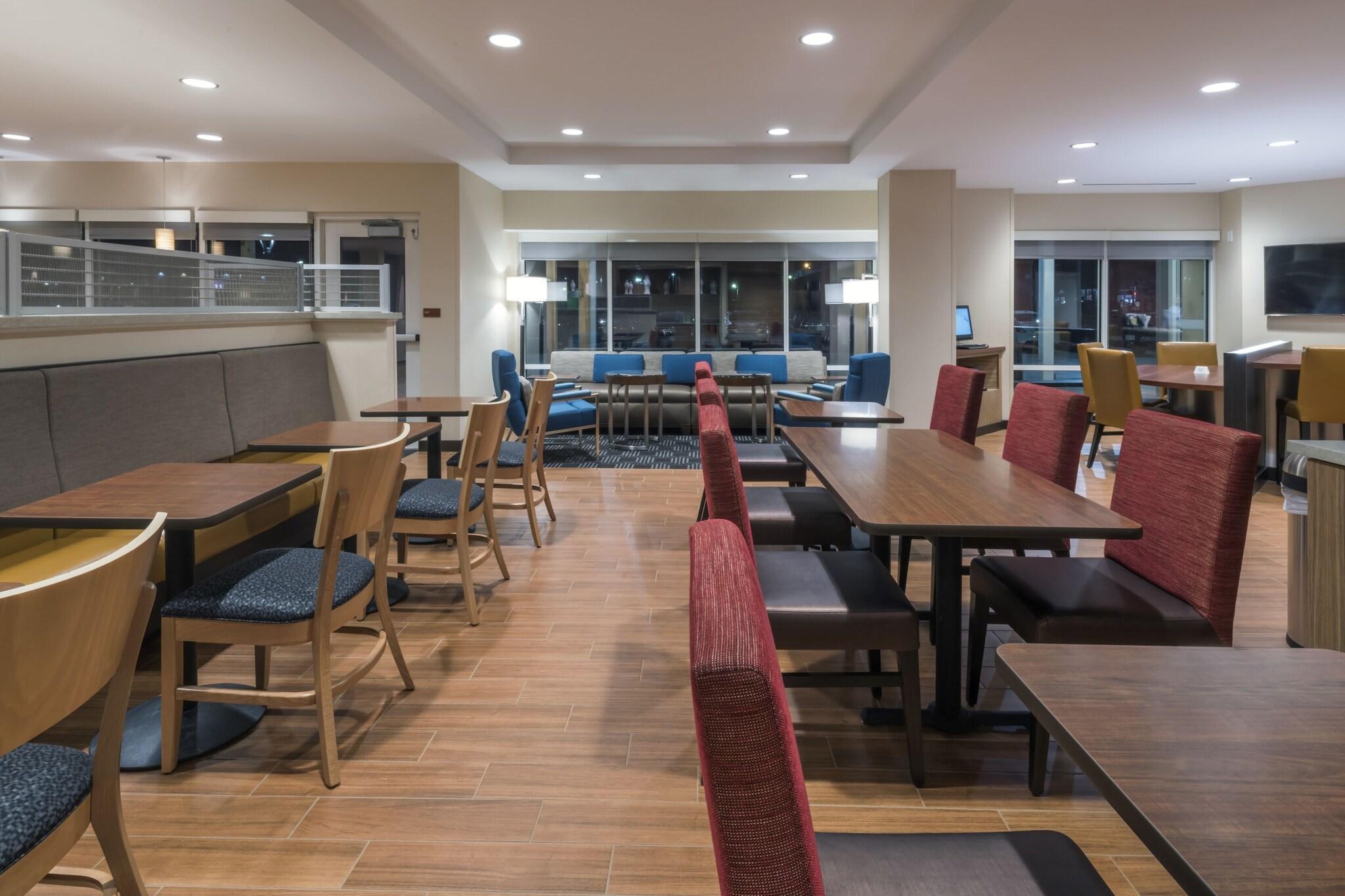Towneplace Suites By Marriott Hays