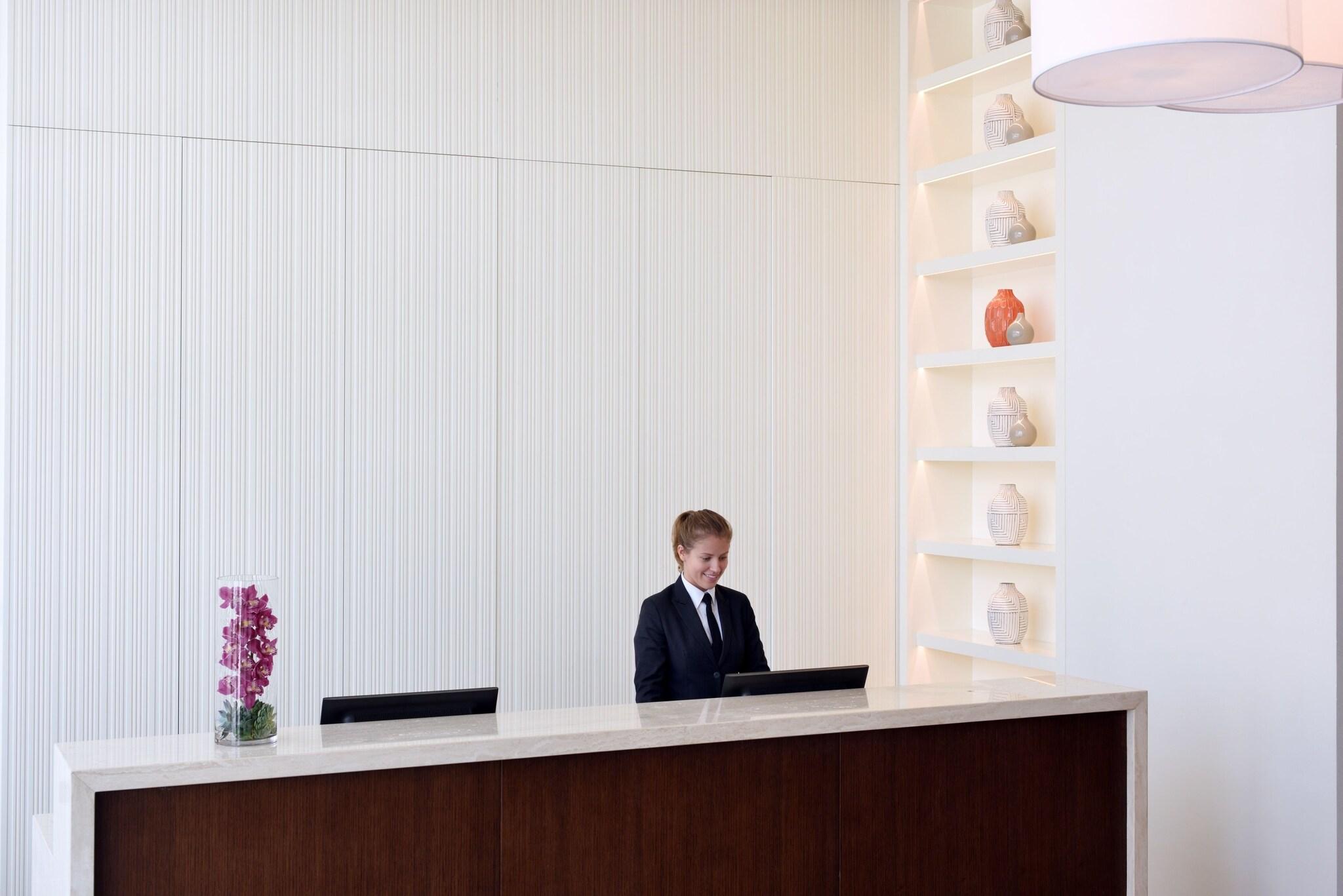 Marriott Executive Apartments Downtown Abu Dhabi - photo