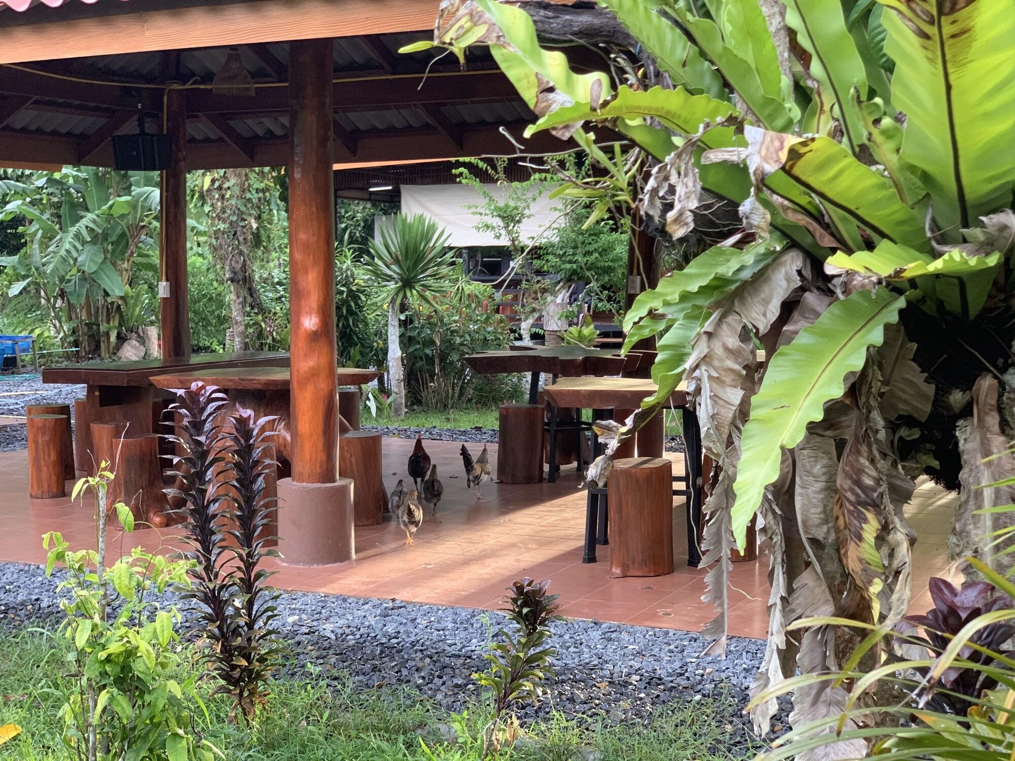 Talaungjit Resort & Garden