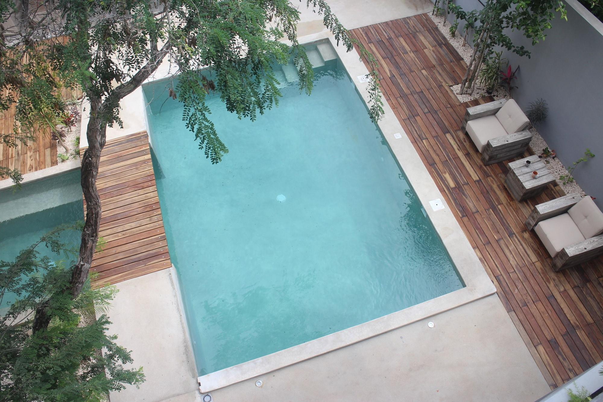 Little Gem Charme Hotel