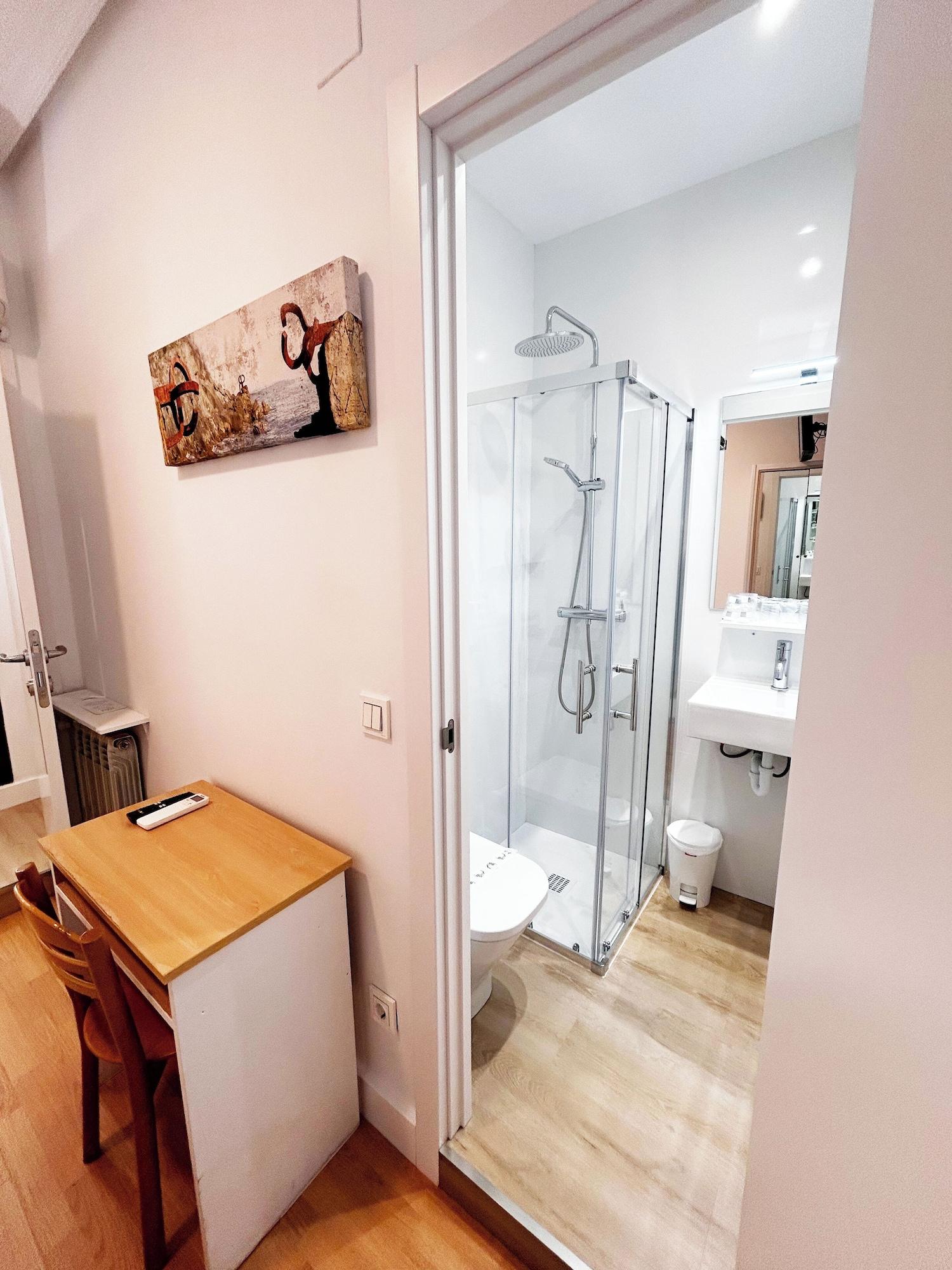 Pensión Régil by null