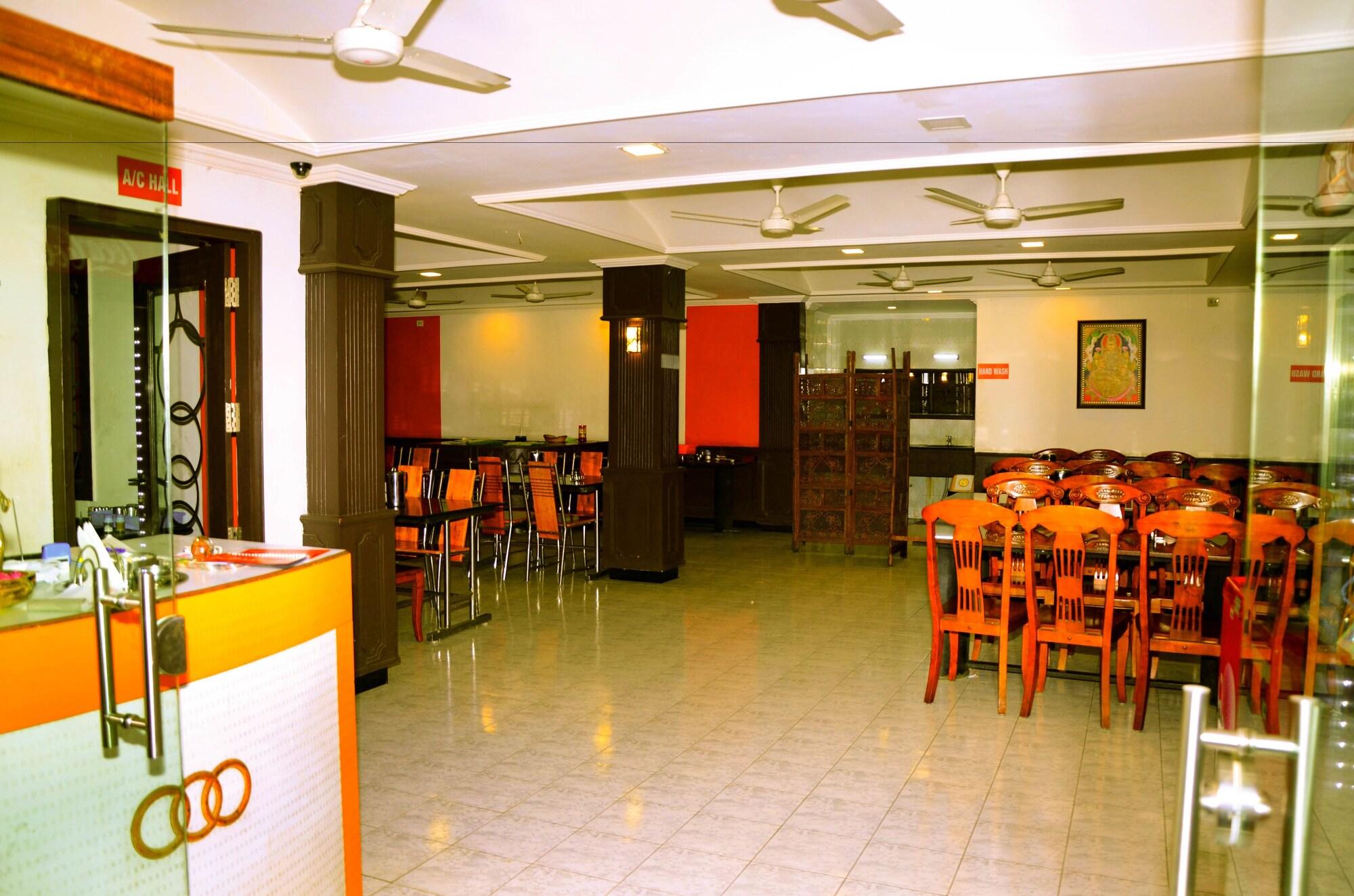 Hotel Gowtham