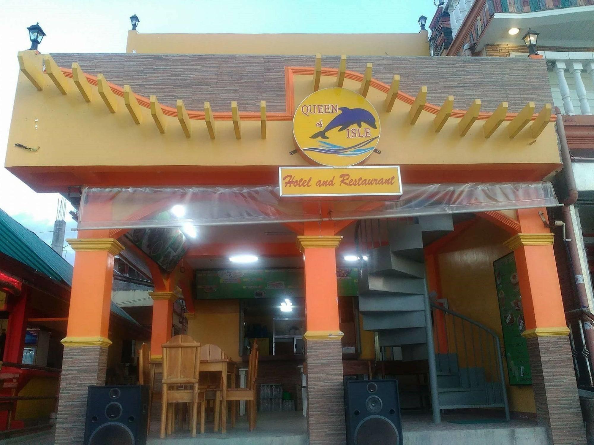 Queen Of Isle Restaurant And Cottages