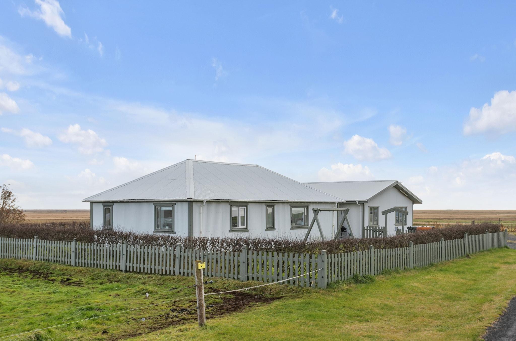 Hotel Vatnsholt by null