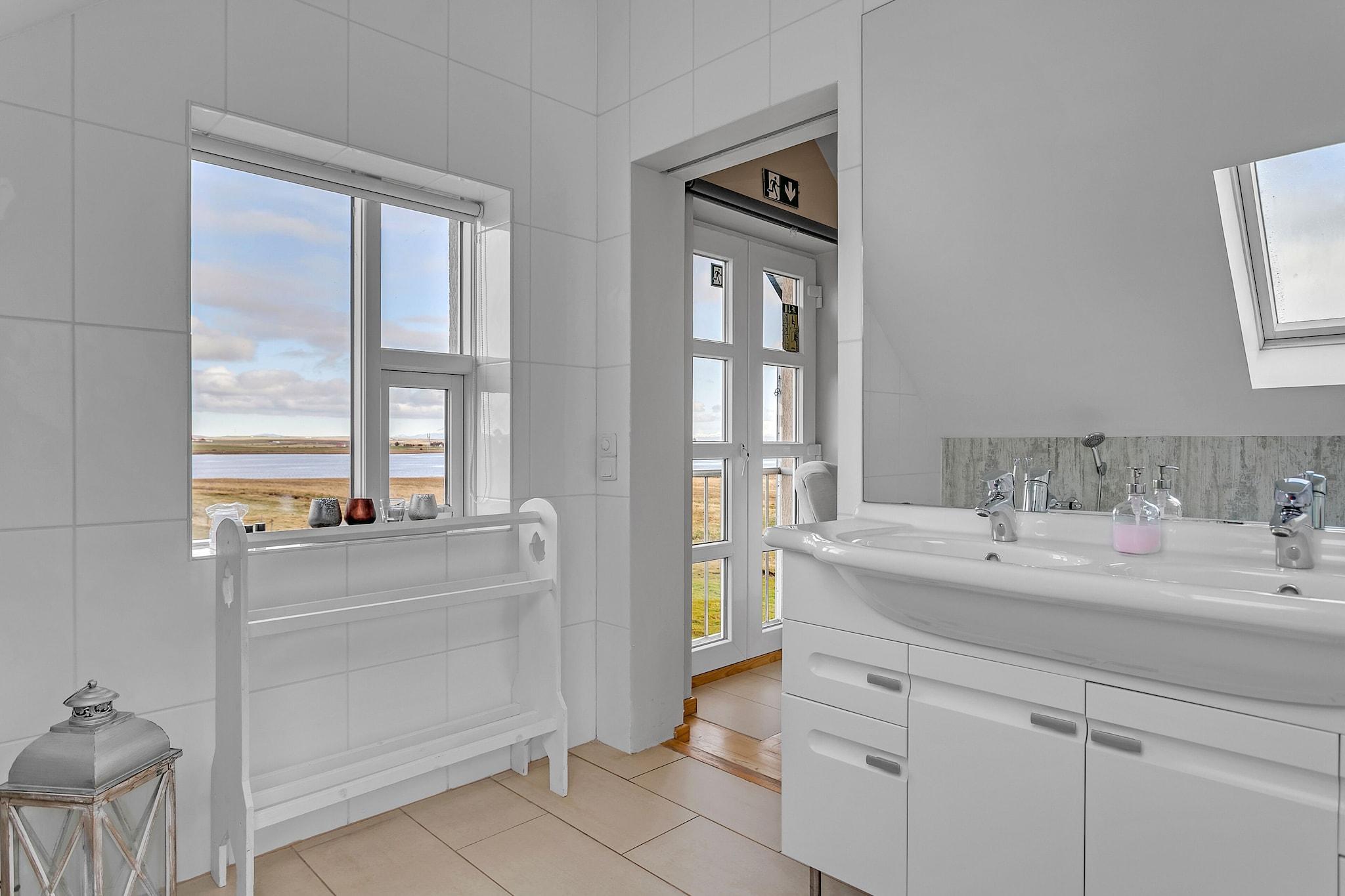 Hotel Vatnsholt by null