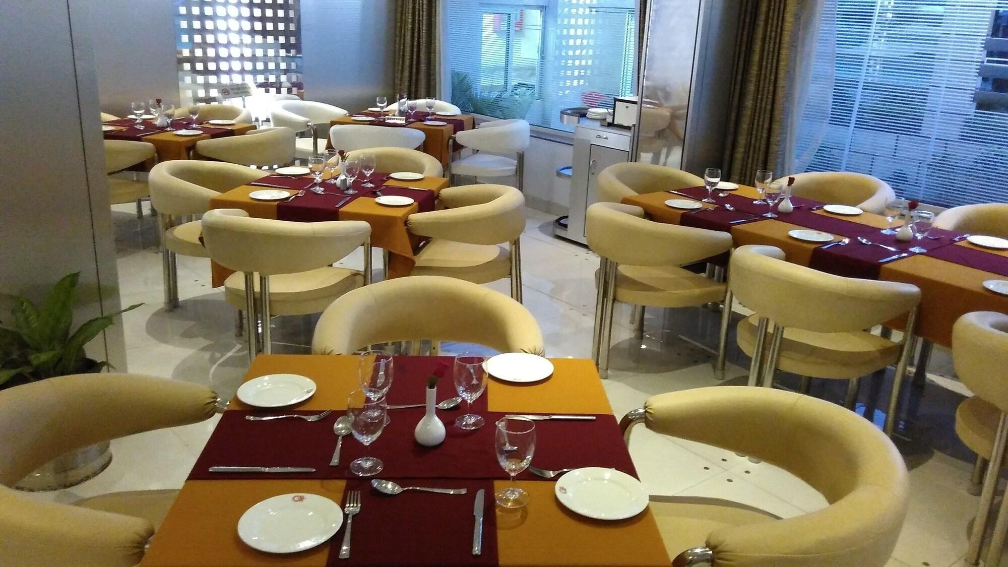 Airport City Hotel