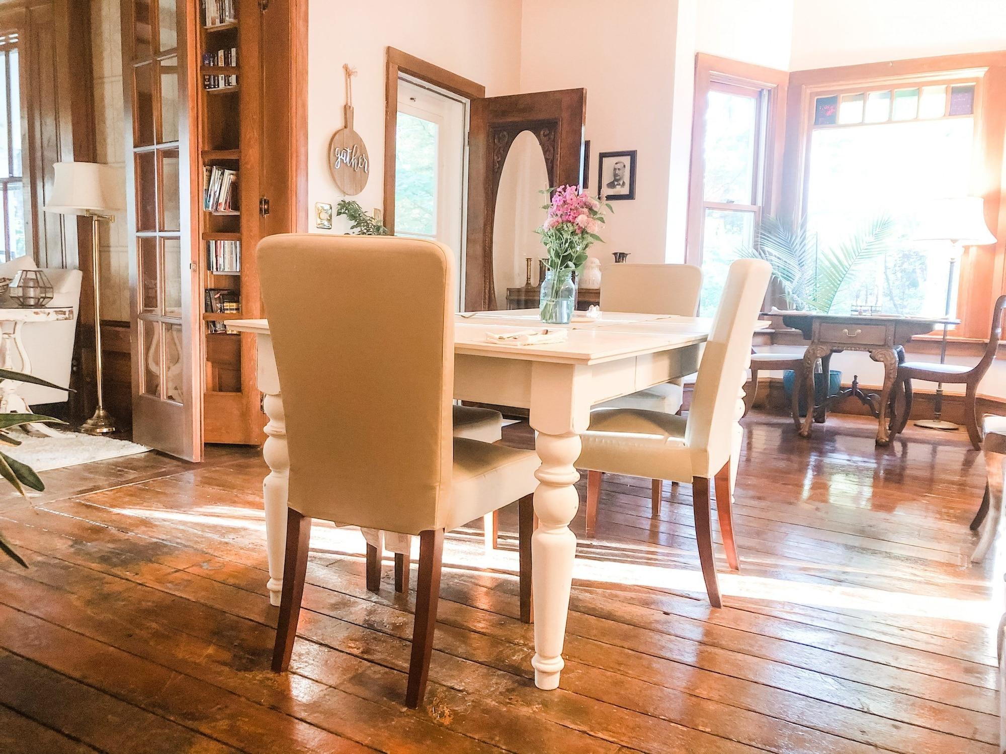 Bellaire Bed & Breakfast