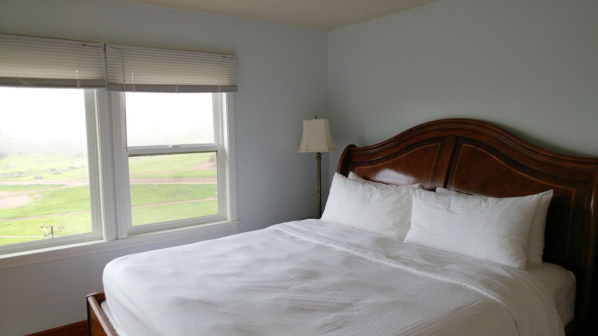 Banning House Lodge by null