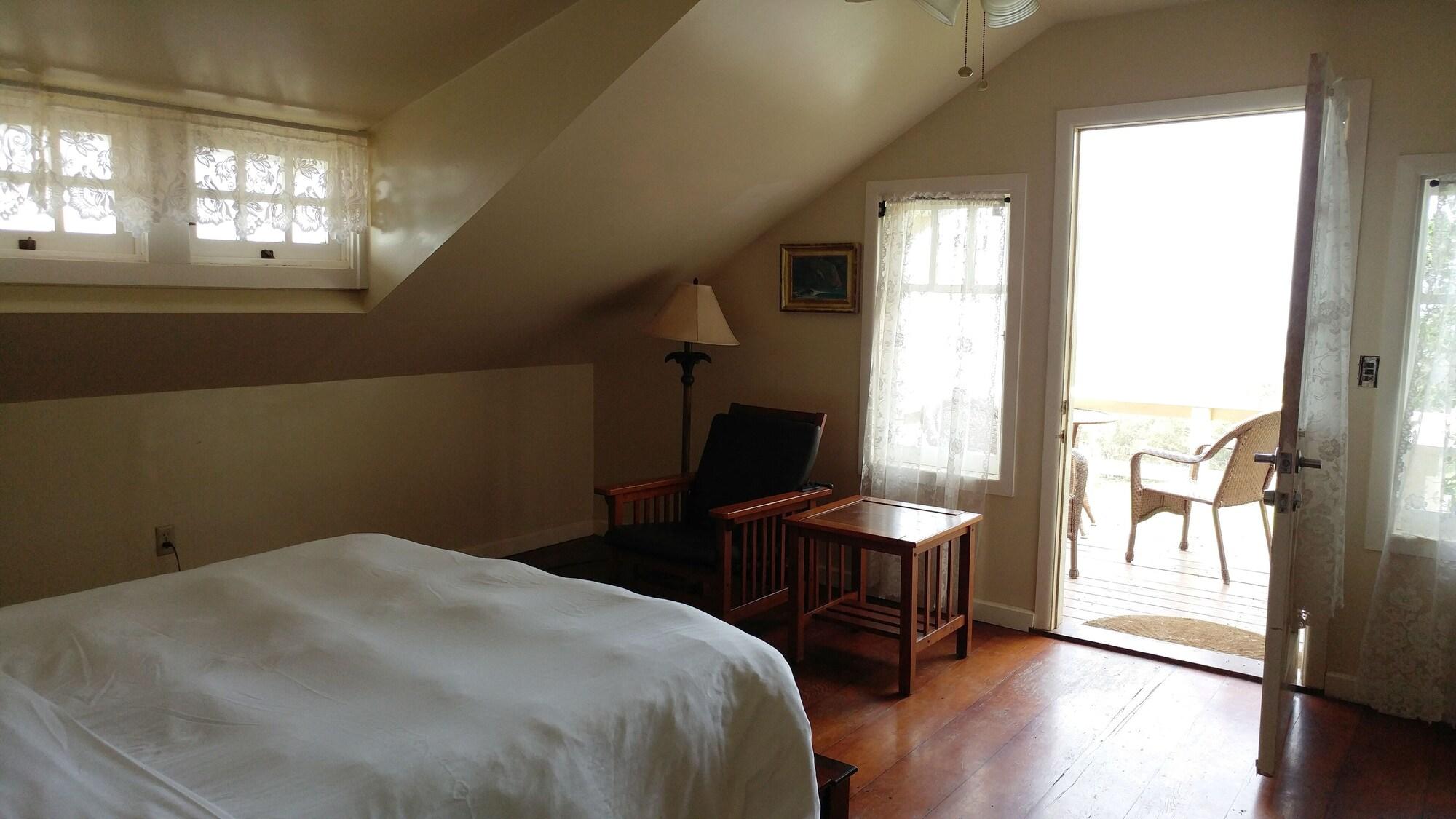 Banning House Lodge by null