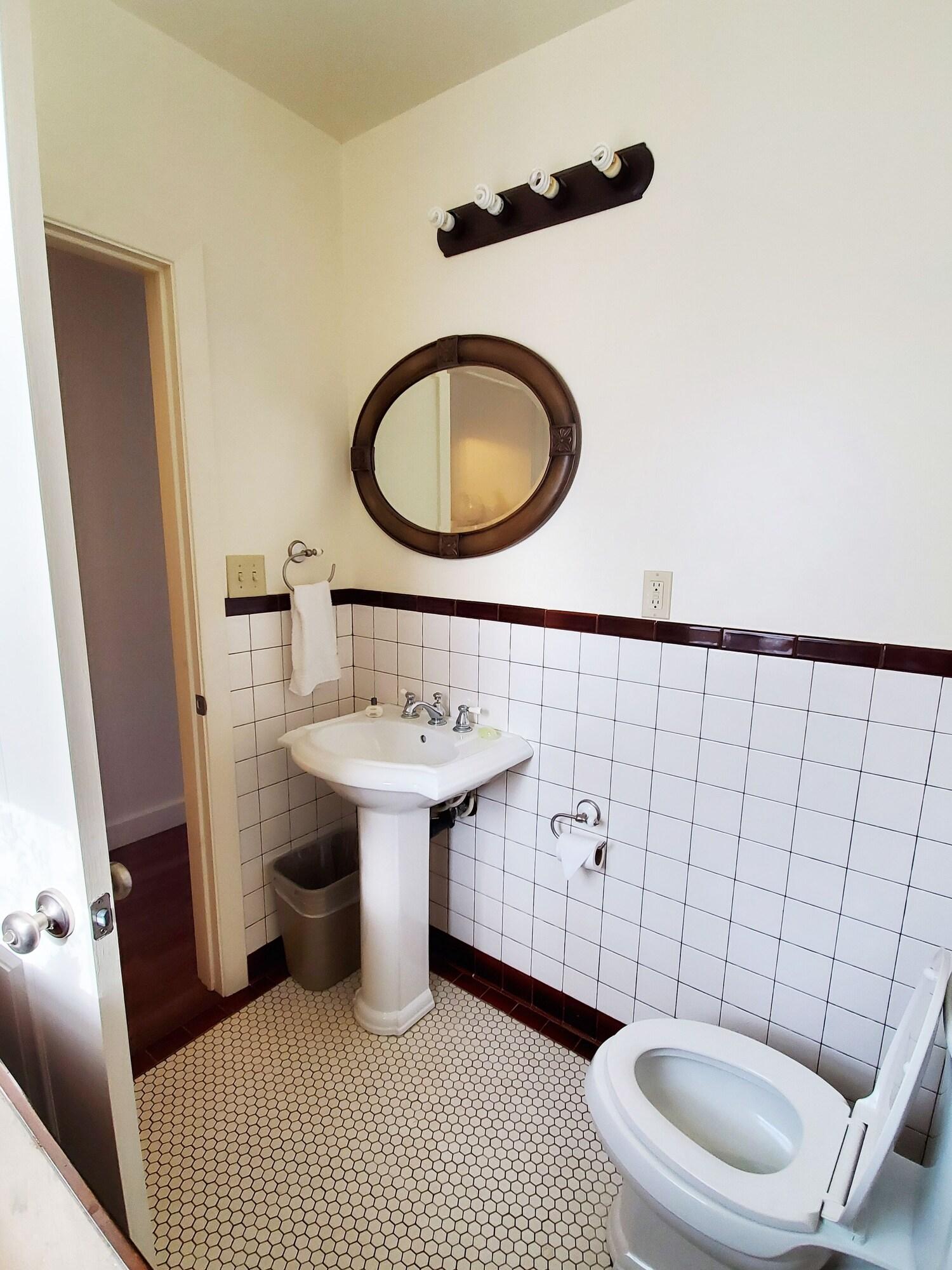 Banning House Lodge by null