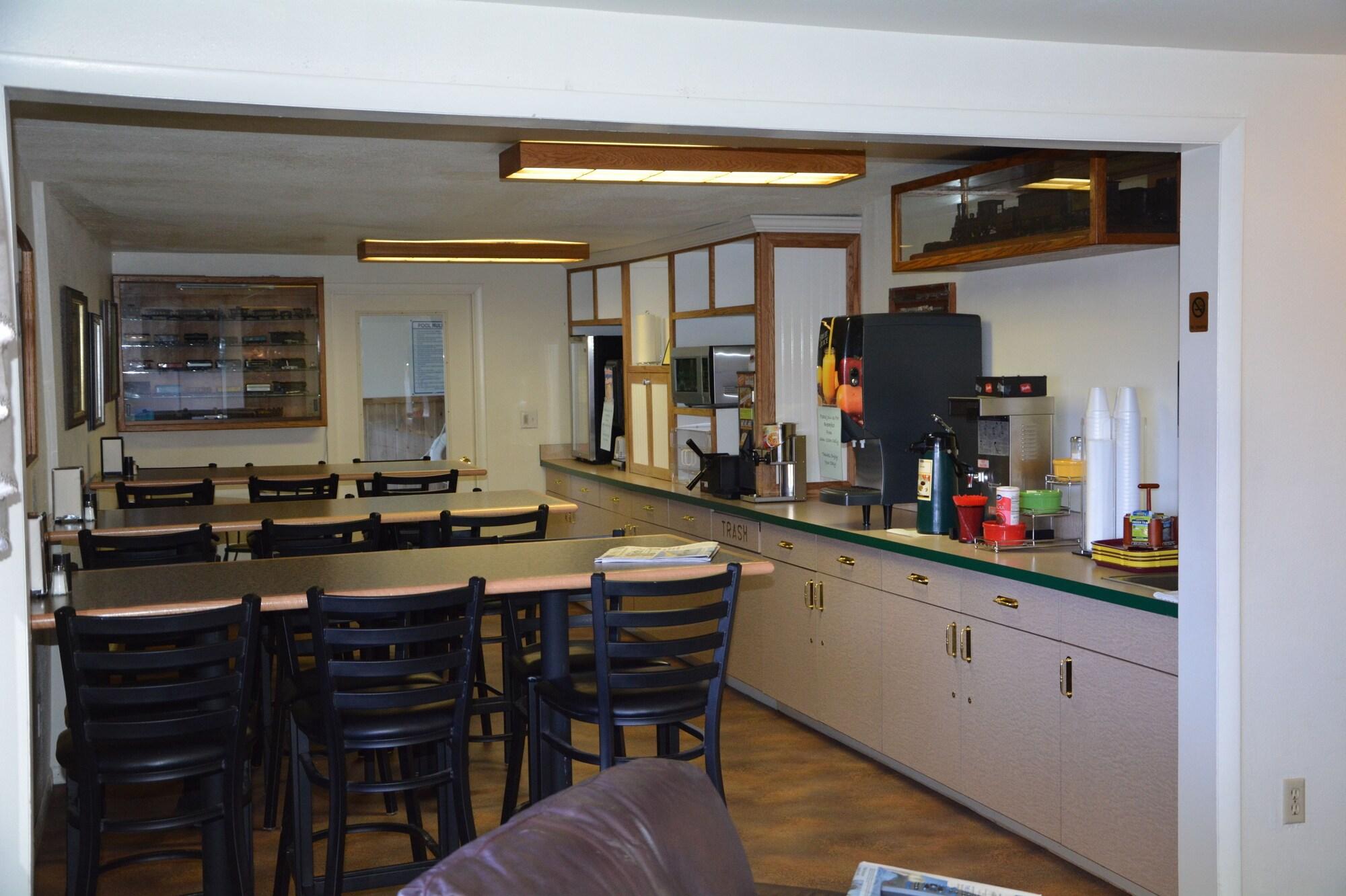Locomotive Inn photo 8