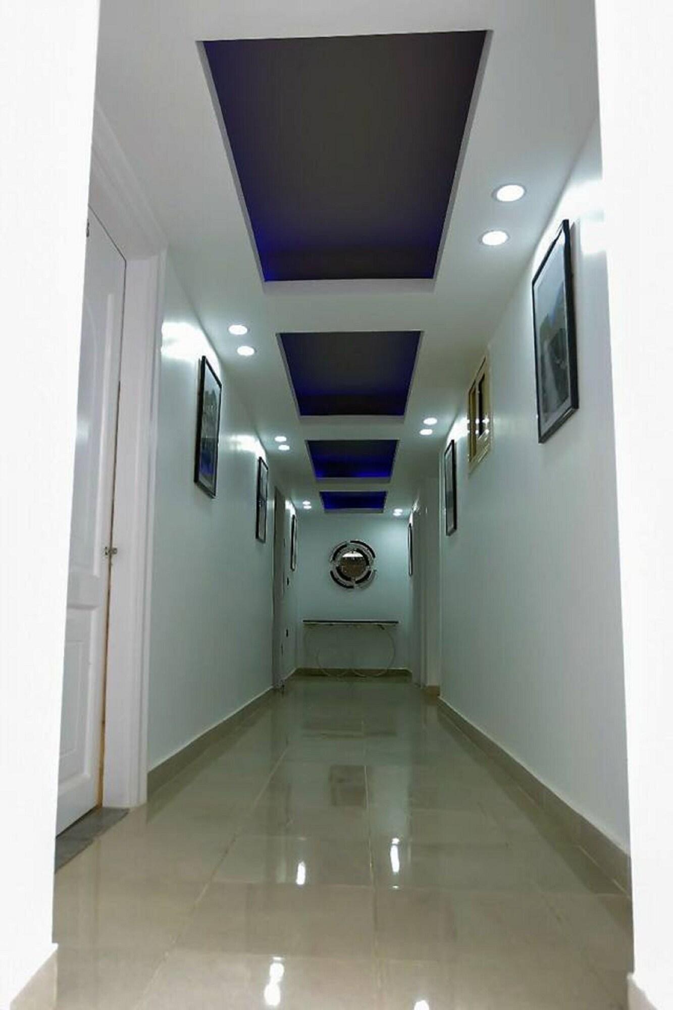 Azar Boutique Hotel