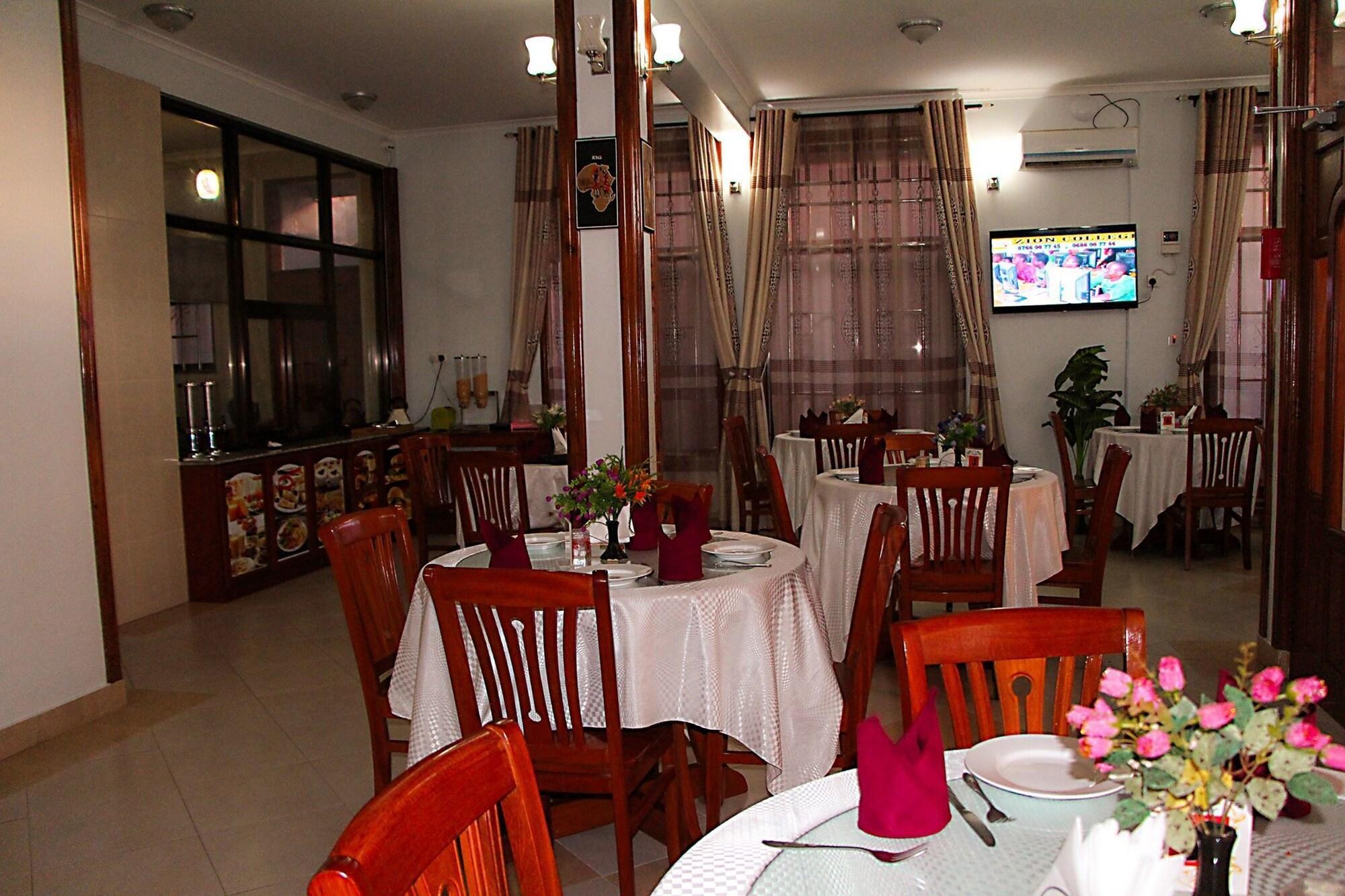 Venice Hotel