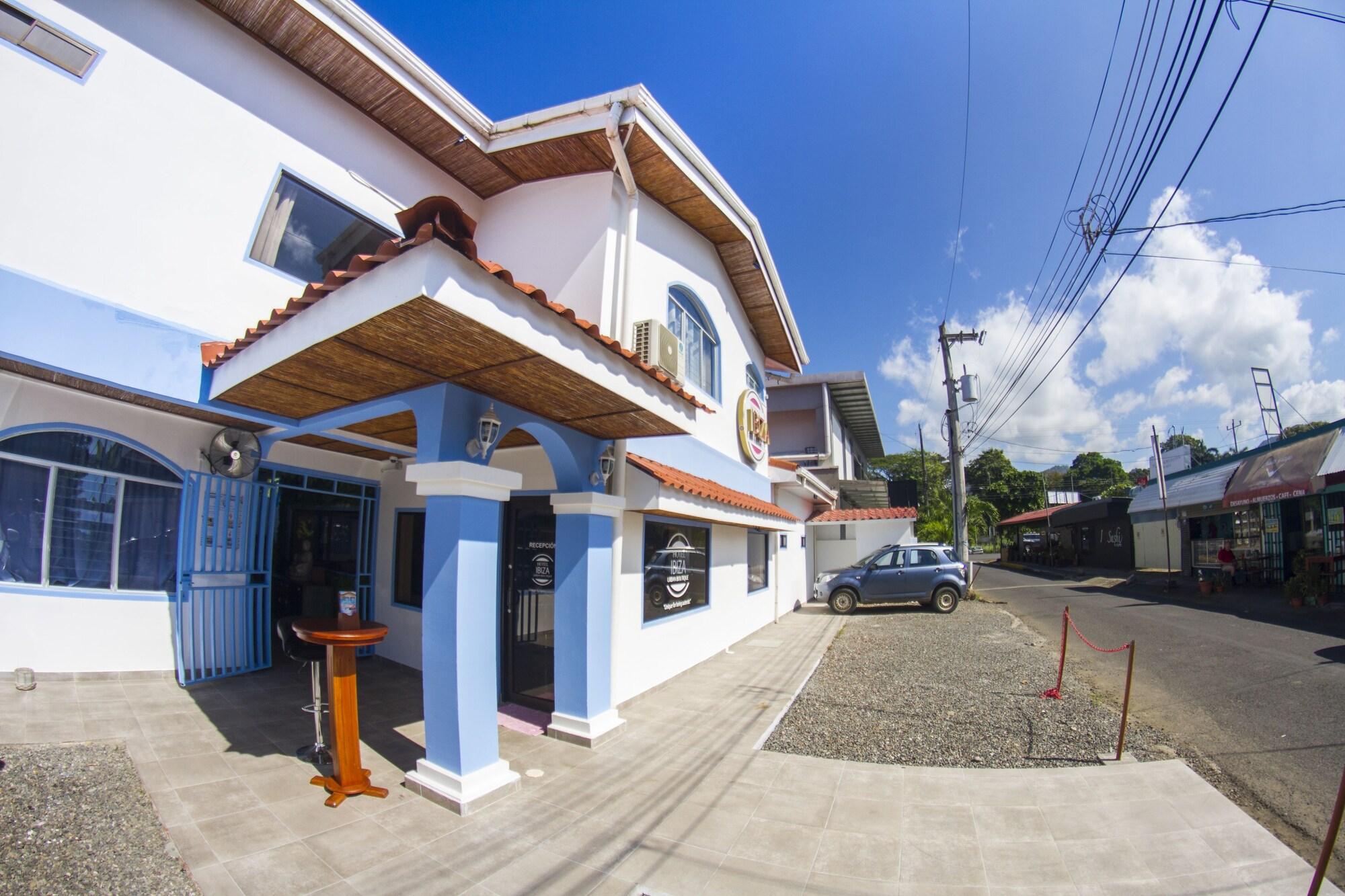 IBIZA HOTEL JACO: FREE breakfast, weekend DJ parties & Restaurant Bar by null